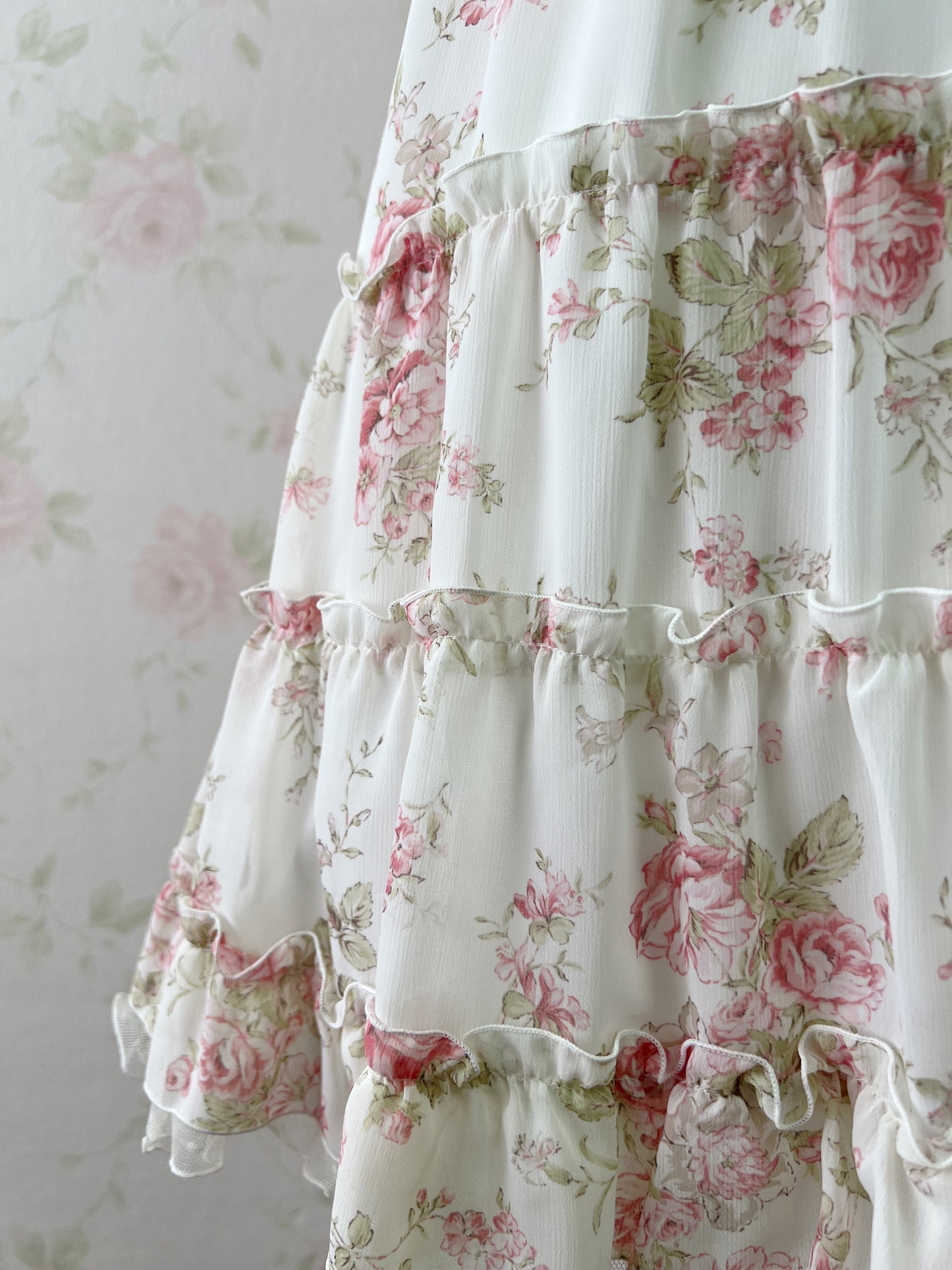 L’EST ROSE Princess Puff Sleeved Chiffon Dress (Ivory)