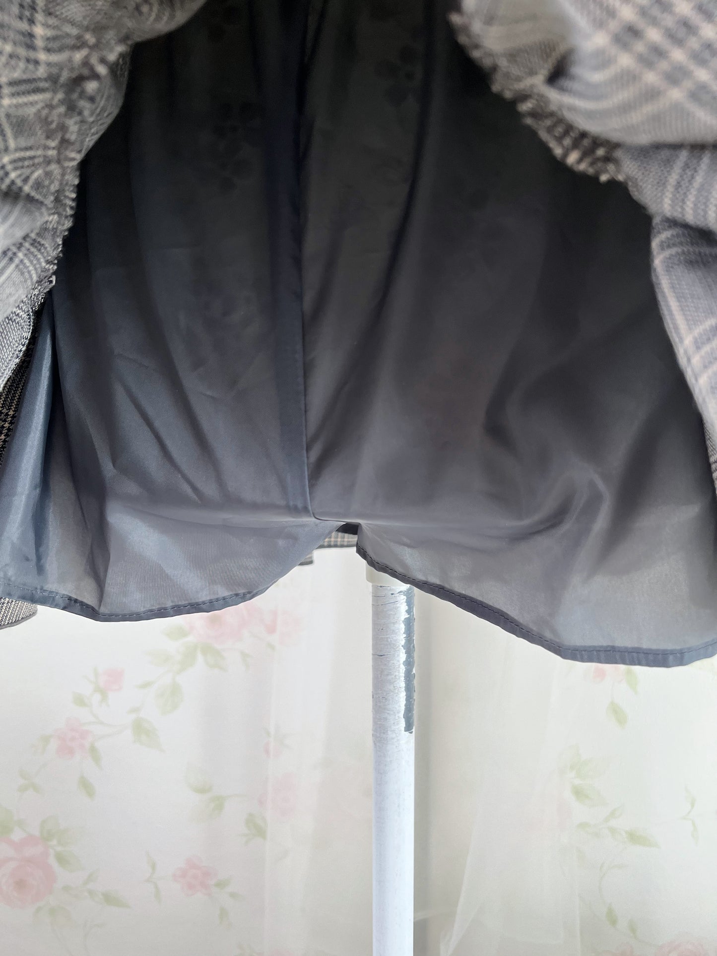 GRL 2 Layered Checked Skirt (Gray)