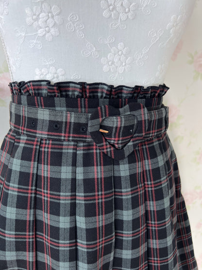 Secret Honey Heart Belt Checked Pleated Skirt (Green)