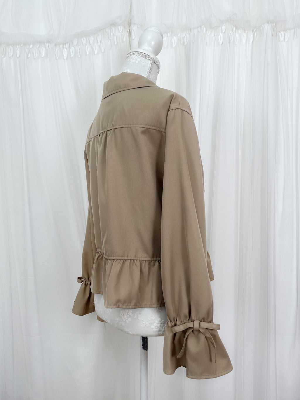 axes femme Short Trench Coat