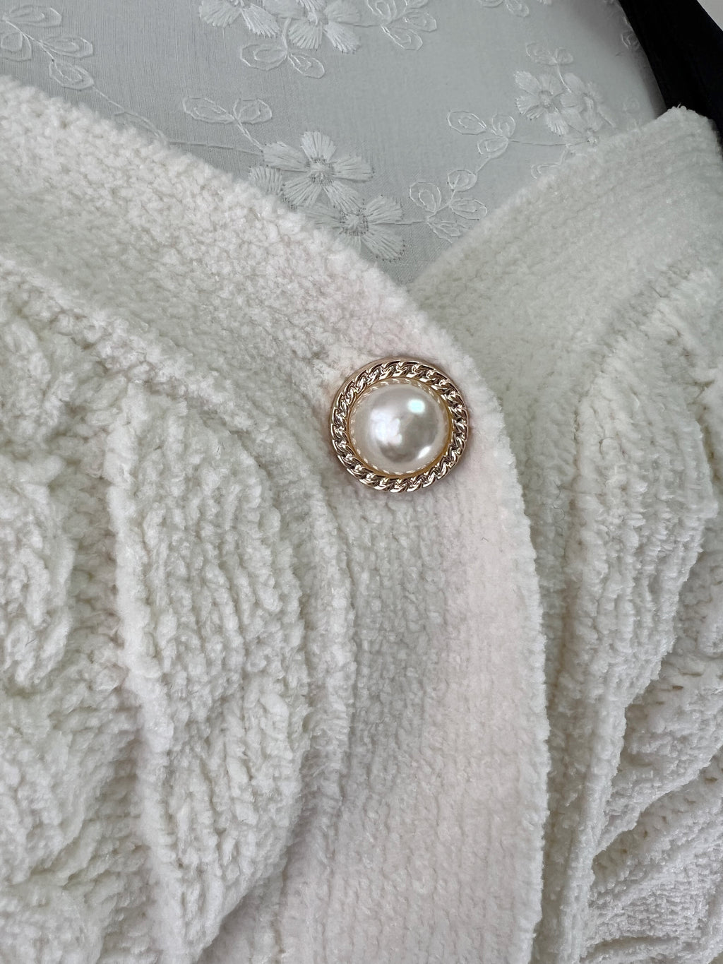 Velvet Shoulder Bow Sweater (Ivory)