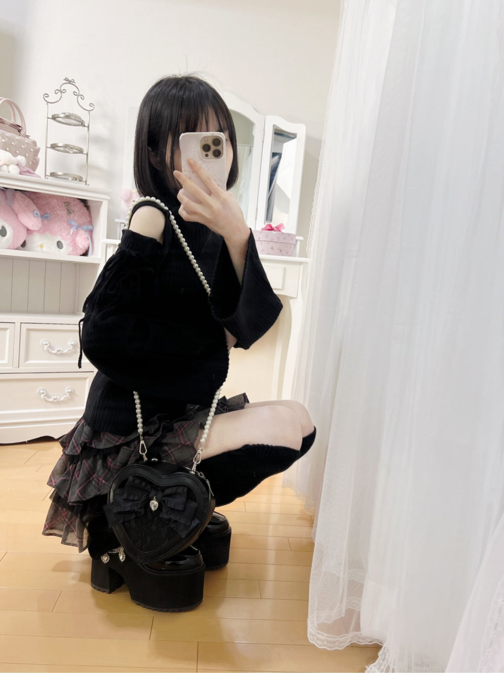 Open Shoulder String Sweater (Black)