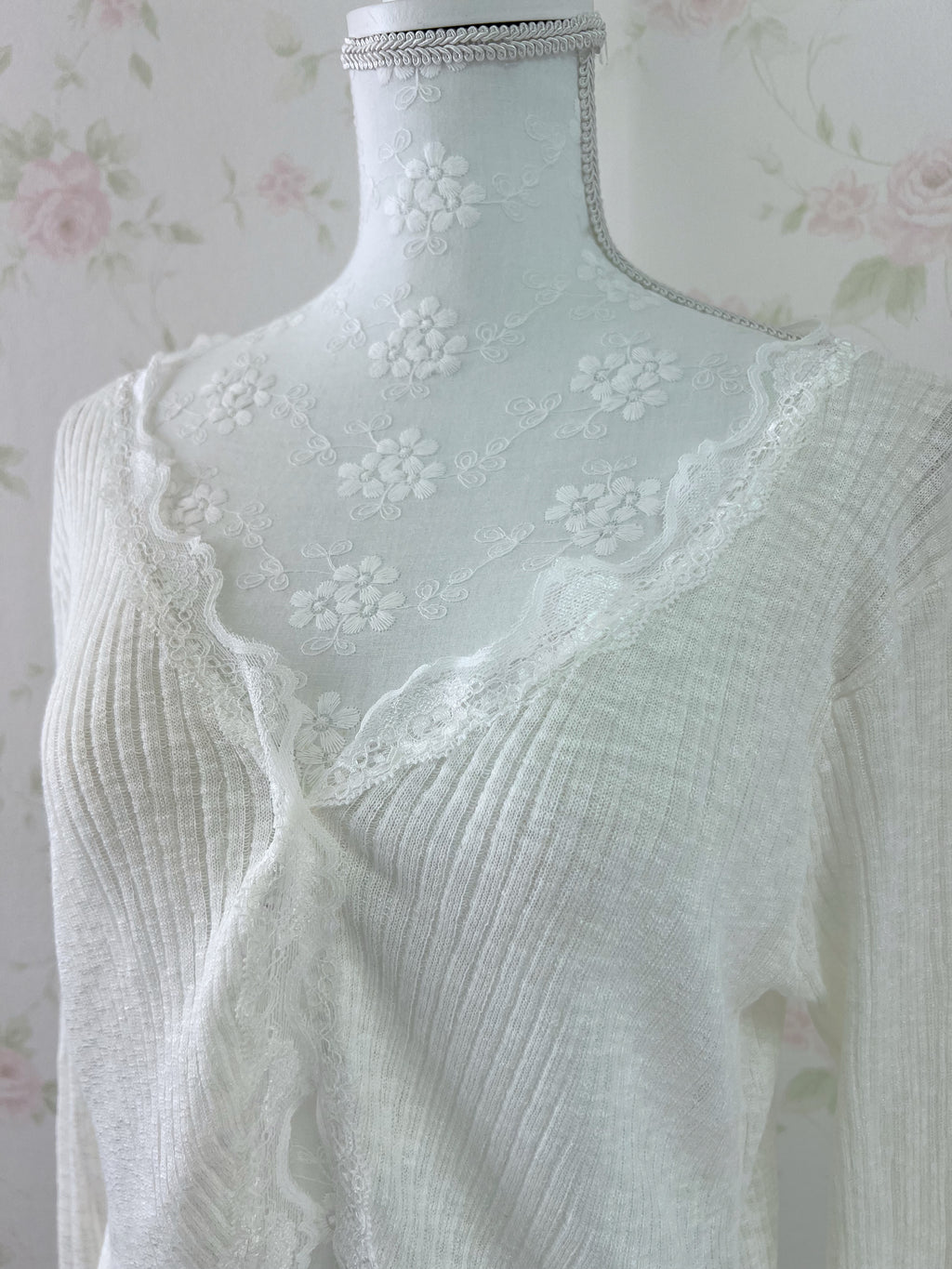 Lacy One Button Cardigan (Ivory)