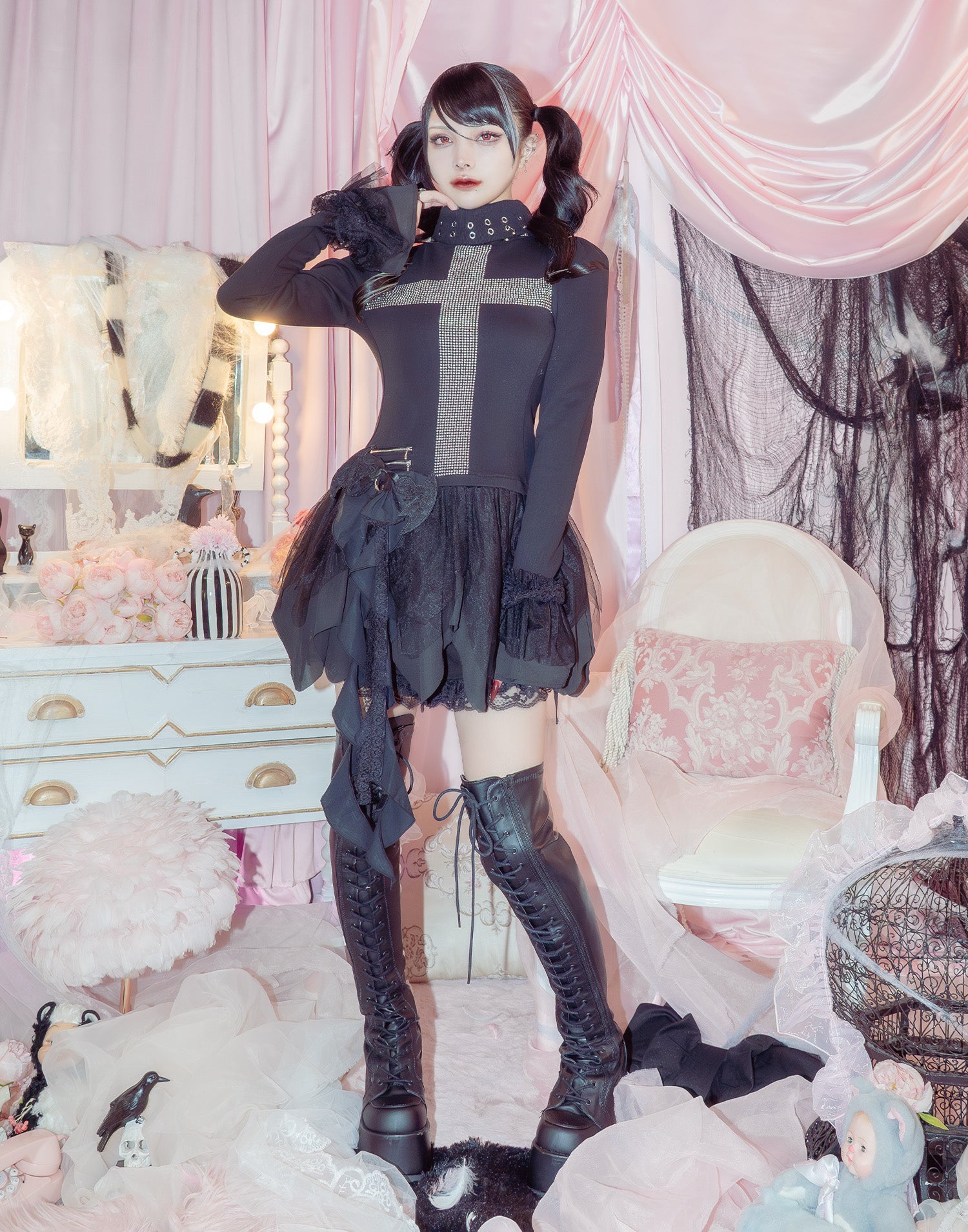 AVENCHUMU Rhinestone cross chiffon hem one-piece