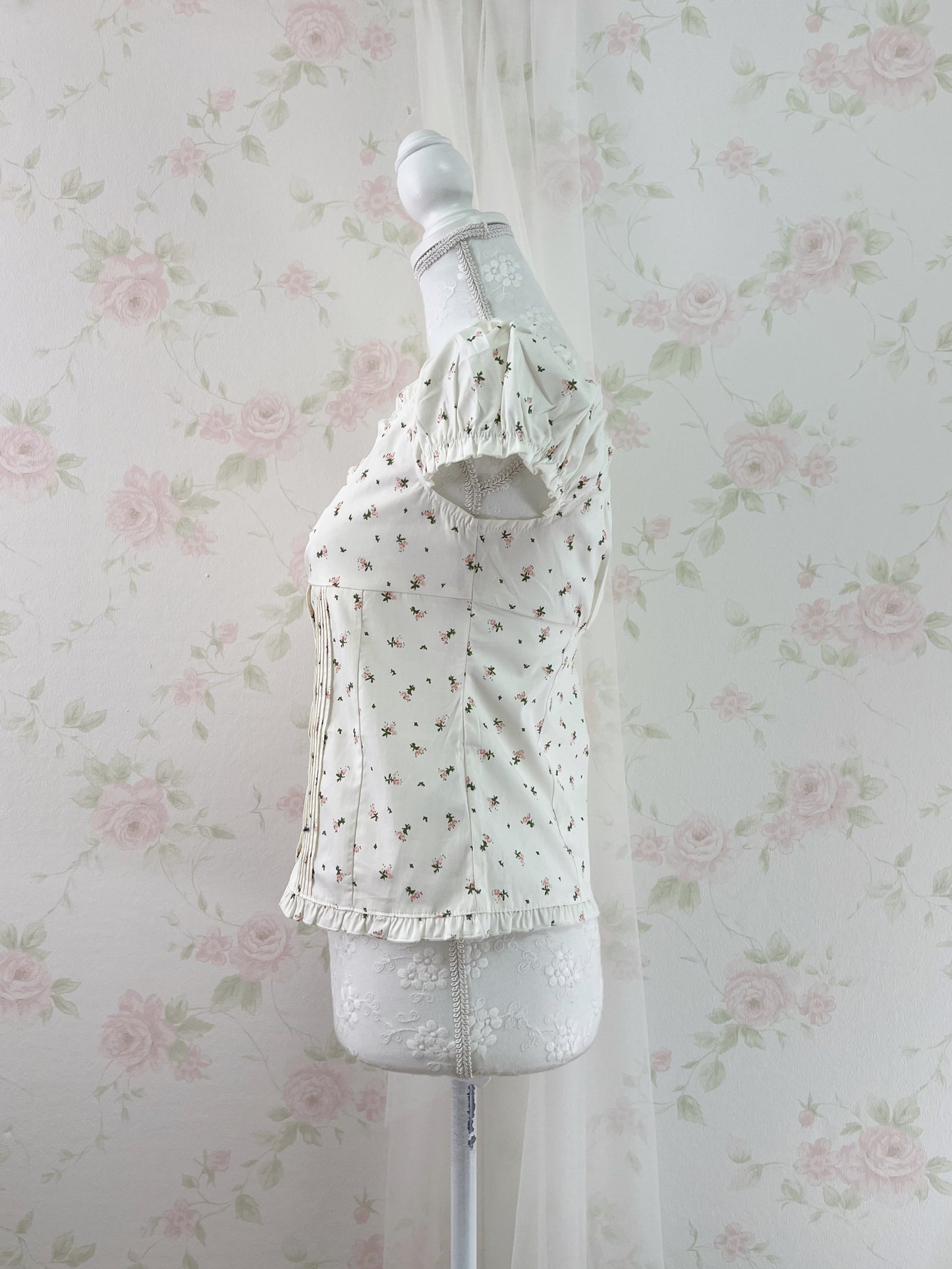 GRL Petite Floral Puff Sleeved Cotton Blouse (Ivory)
