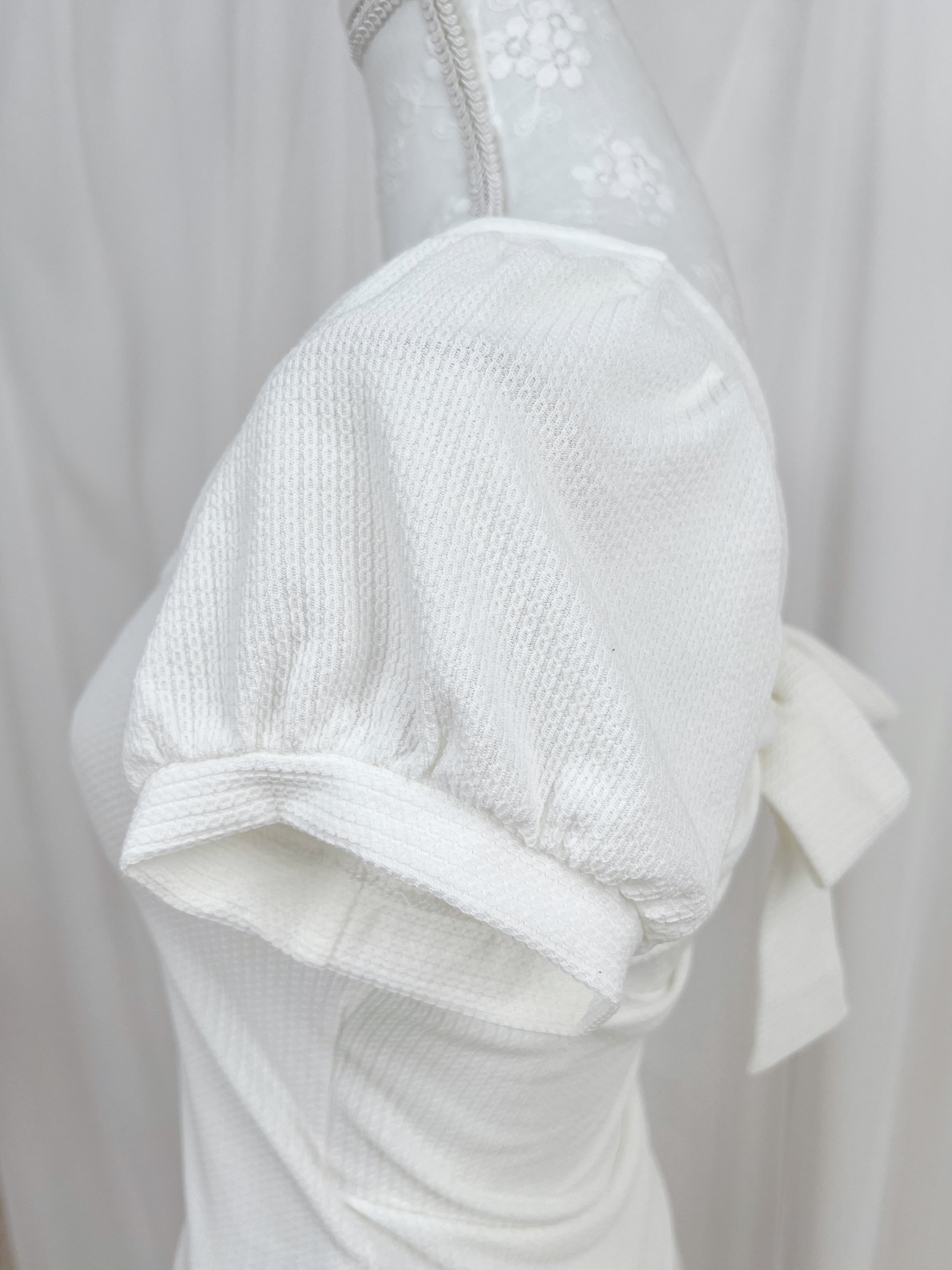 Back Bow Shoujo Top (White)