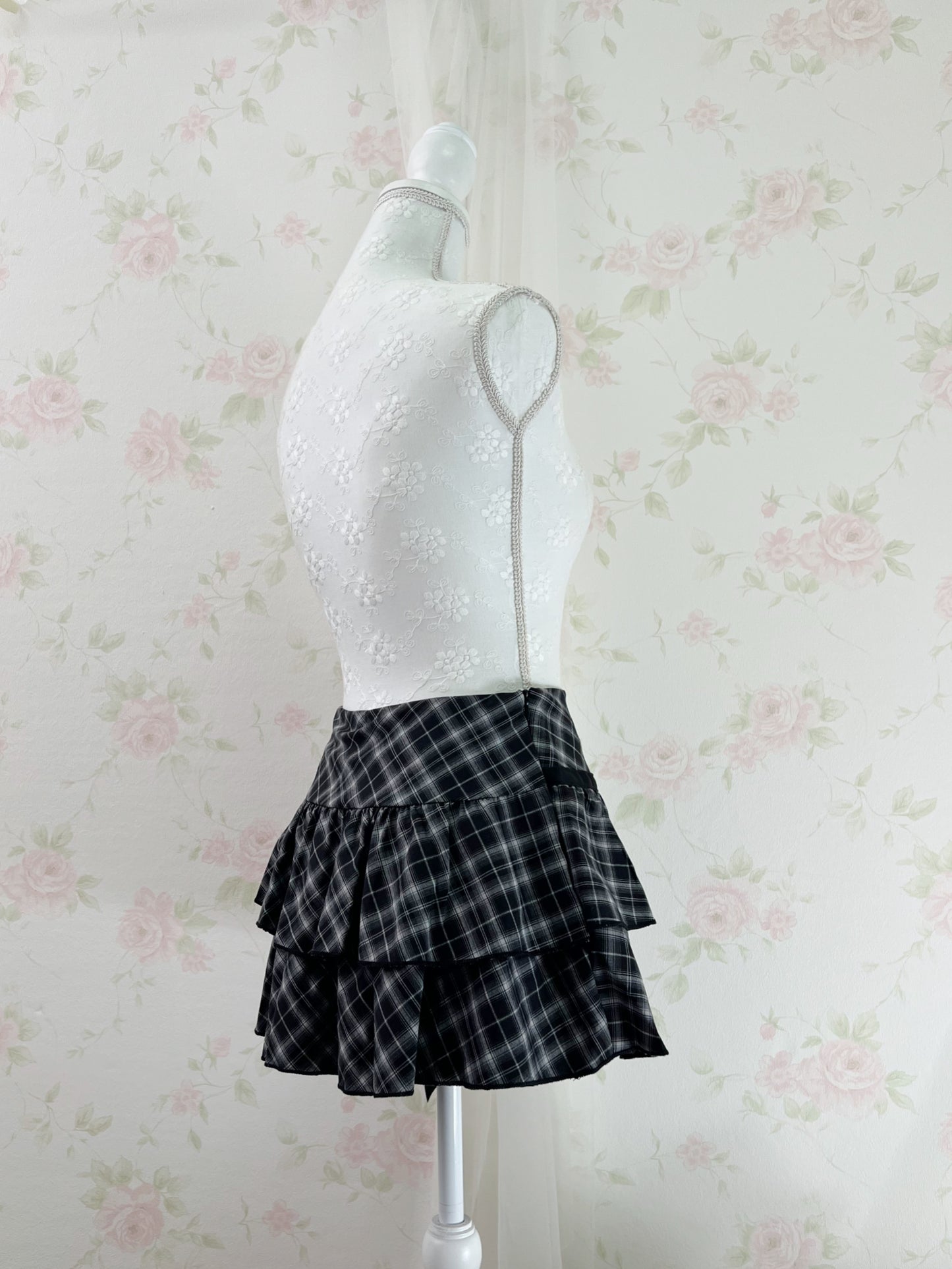 Side Bow Checked Shoujo Mini Skirt (Black)