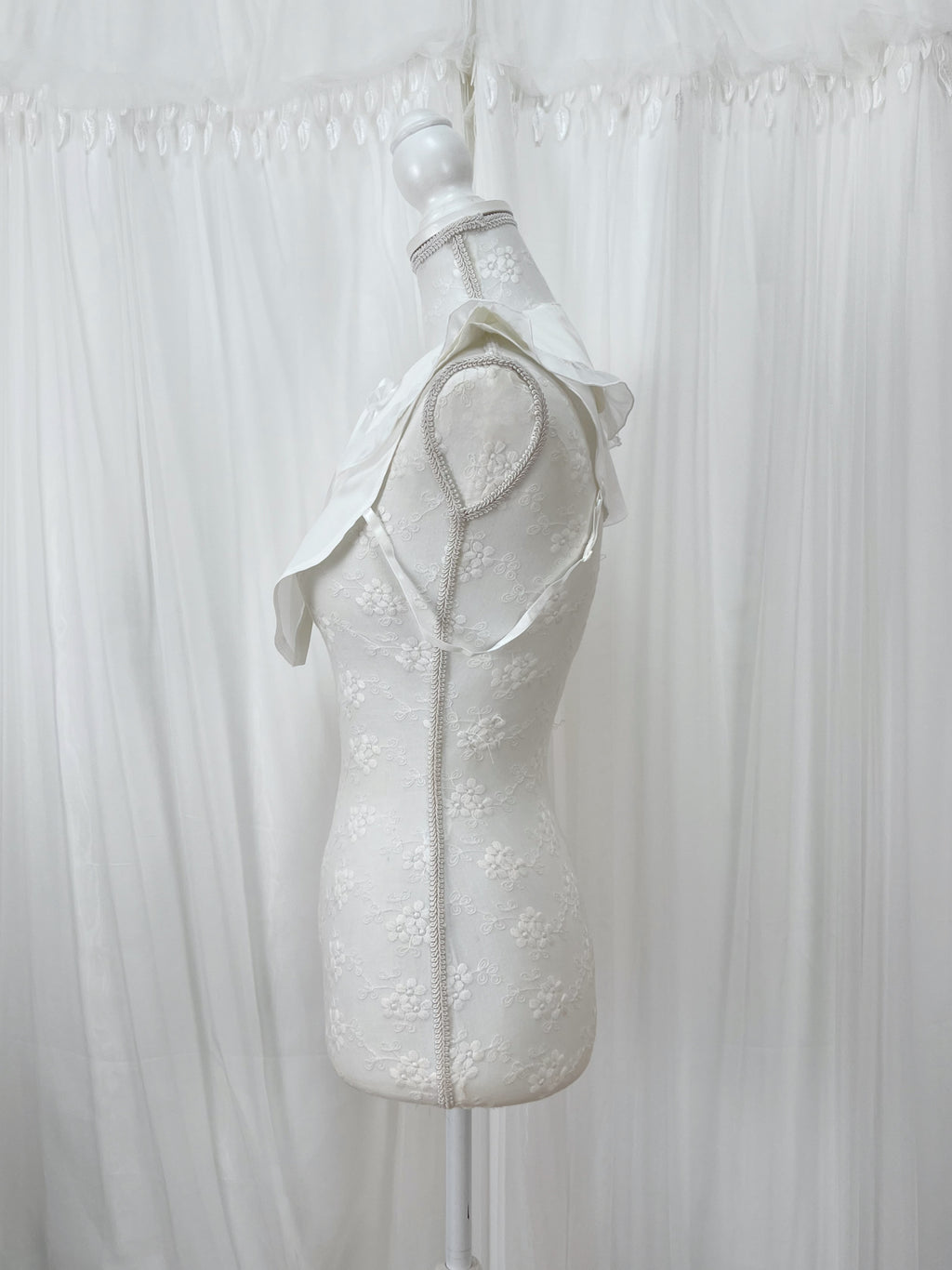 Honey's Dolly Collar