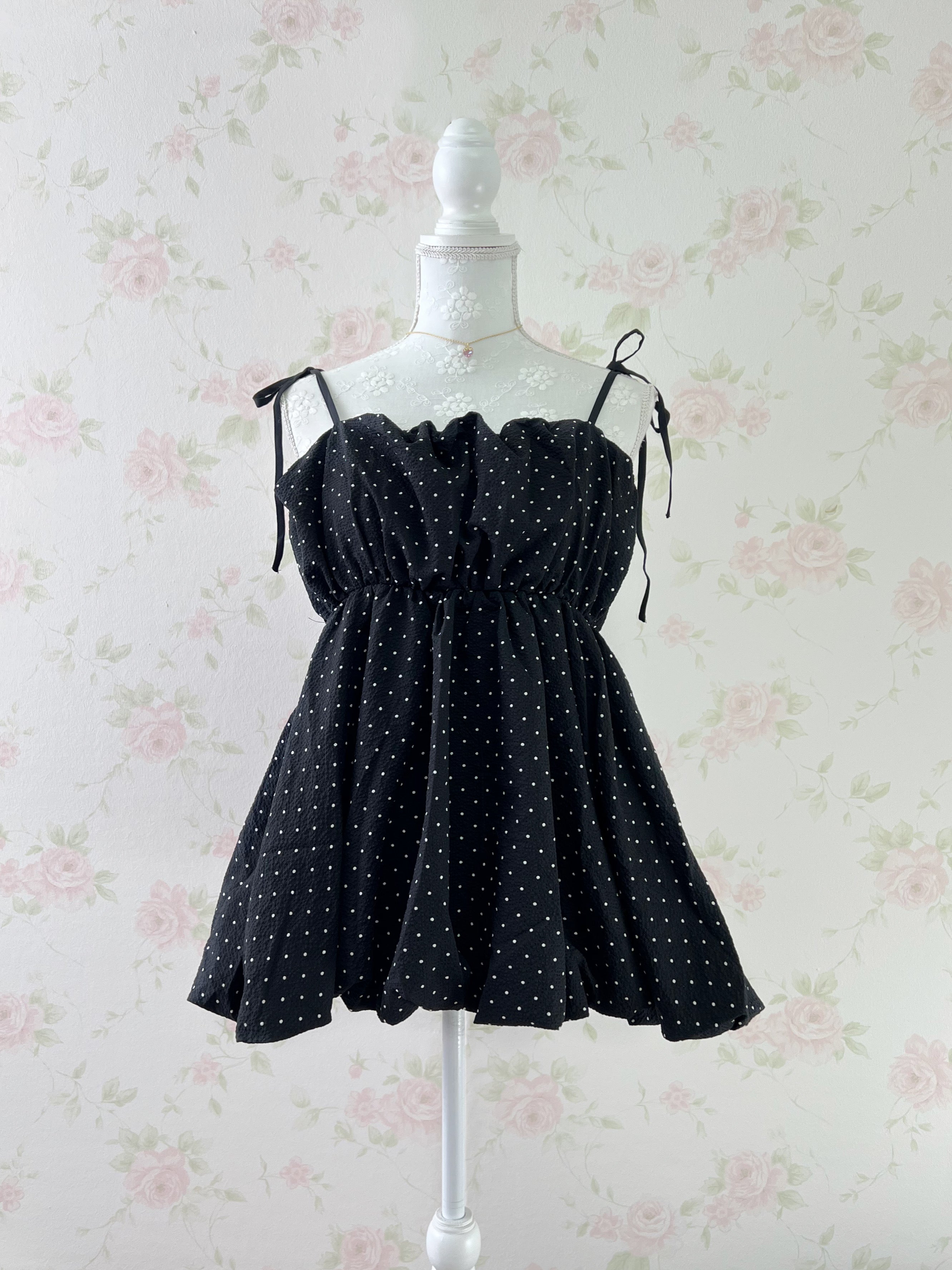 Polka Dot Balloon Tunic Top  (Black)