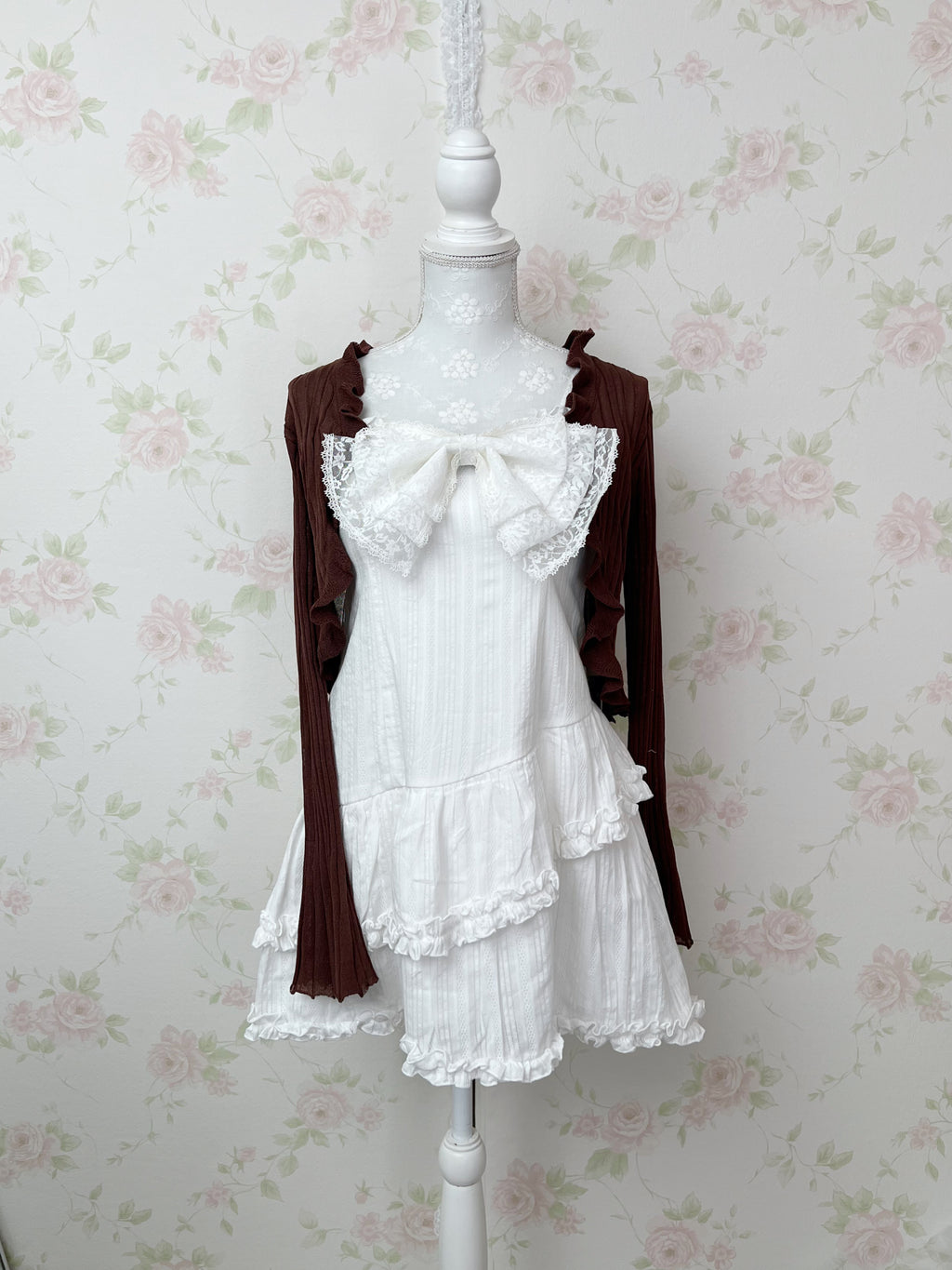 Kirallum Tokyo Handmade Big Bow (White)