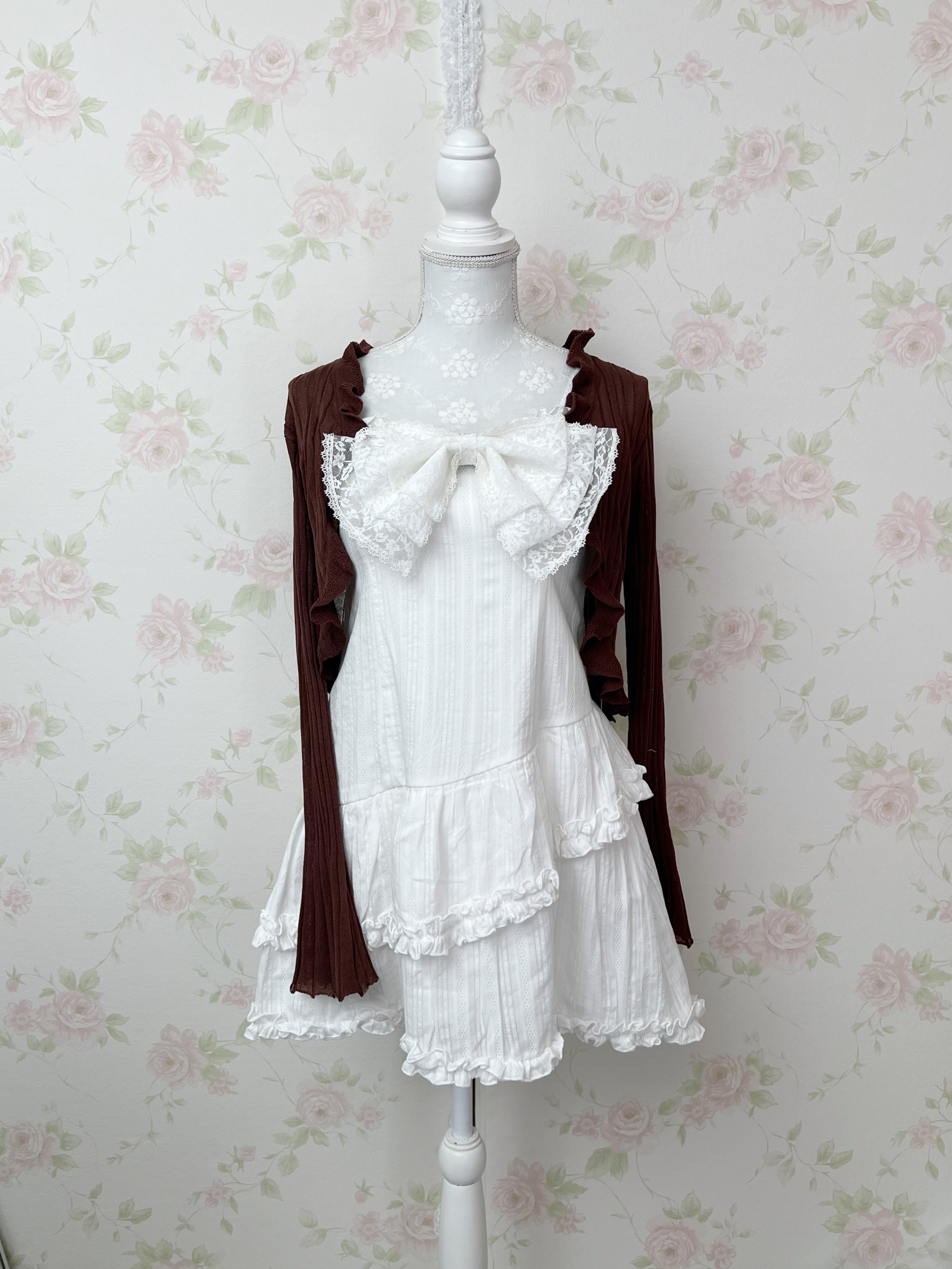 Kirallum Tokyo Handmade Big Bow (White)