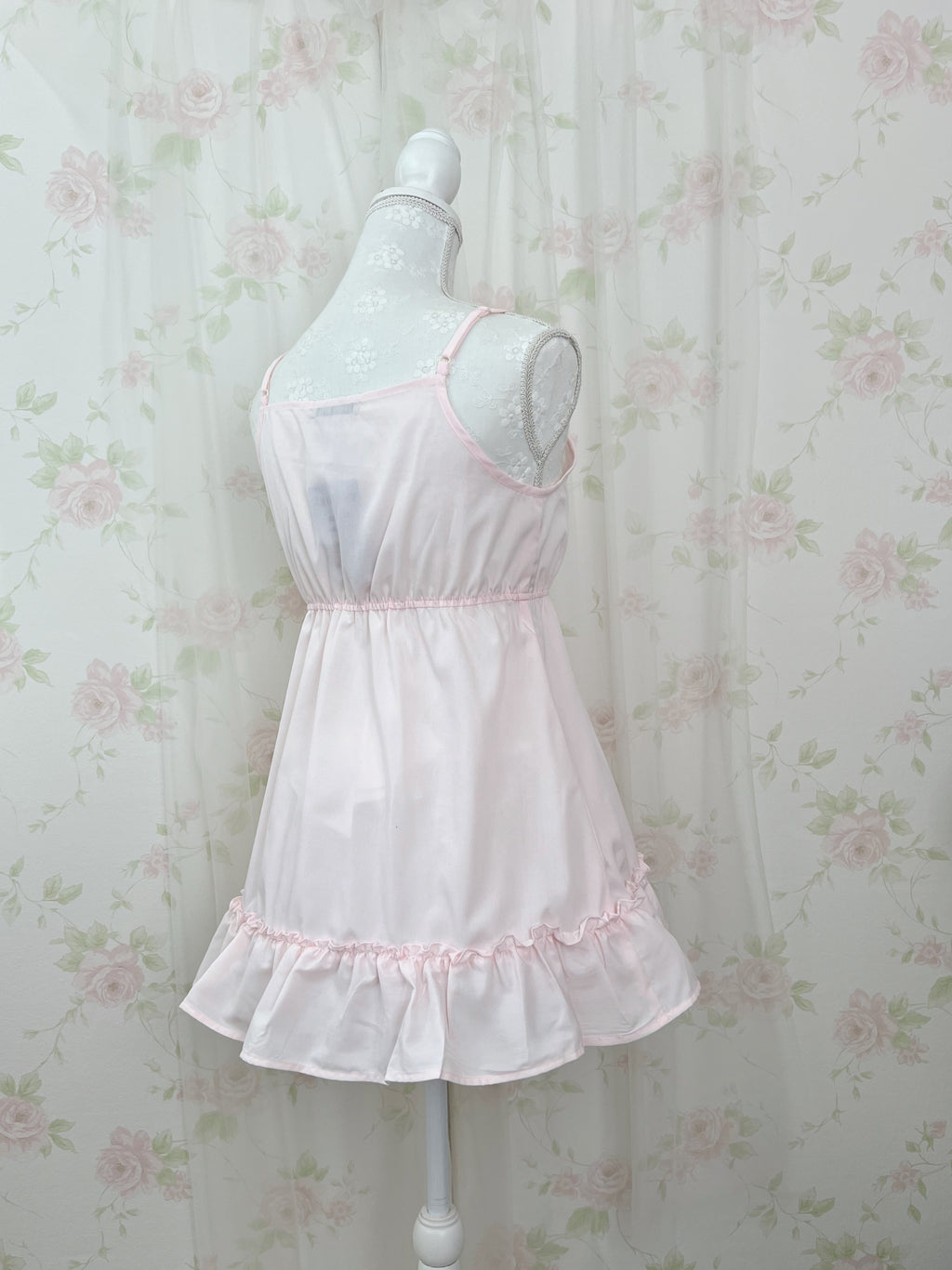 Frilled Hem Camisole Top (Pink)