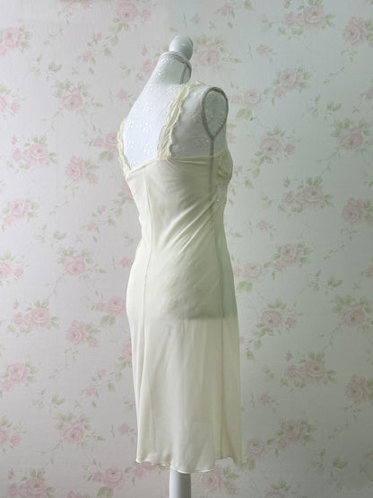 Yukiko Hanai Butterfly Slip (Ivory)