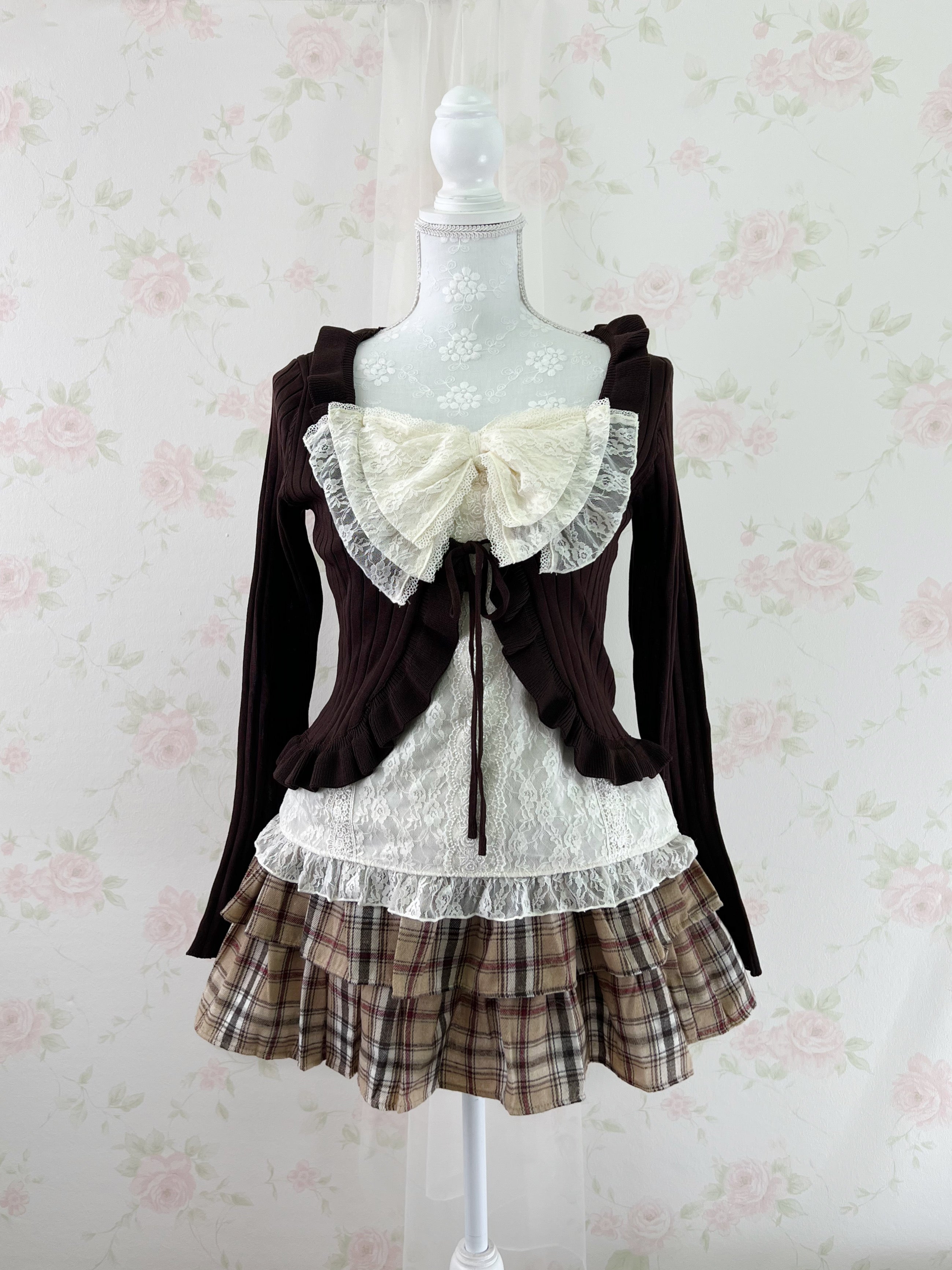 Shoujo Tiered Checked  Skirt (Milk Tea Beige)