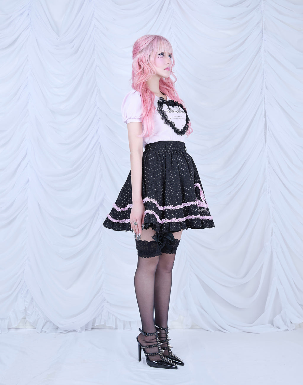 AVENCHUMU Frill heart stone logo Skirt