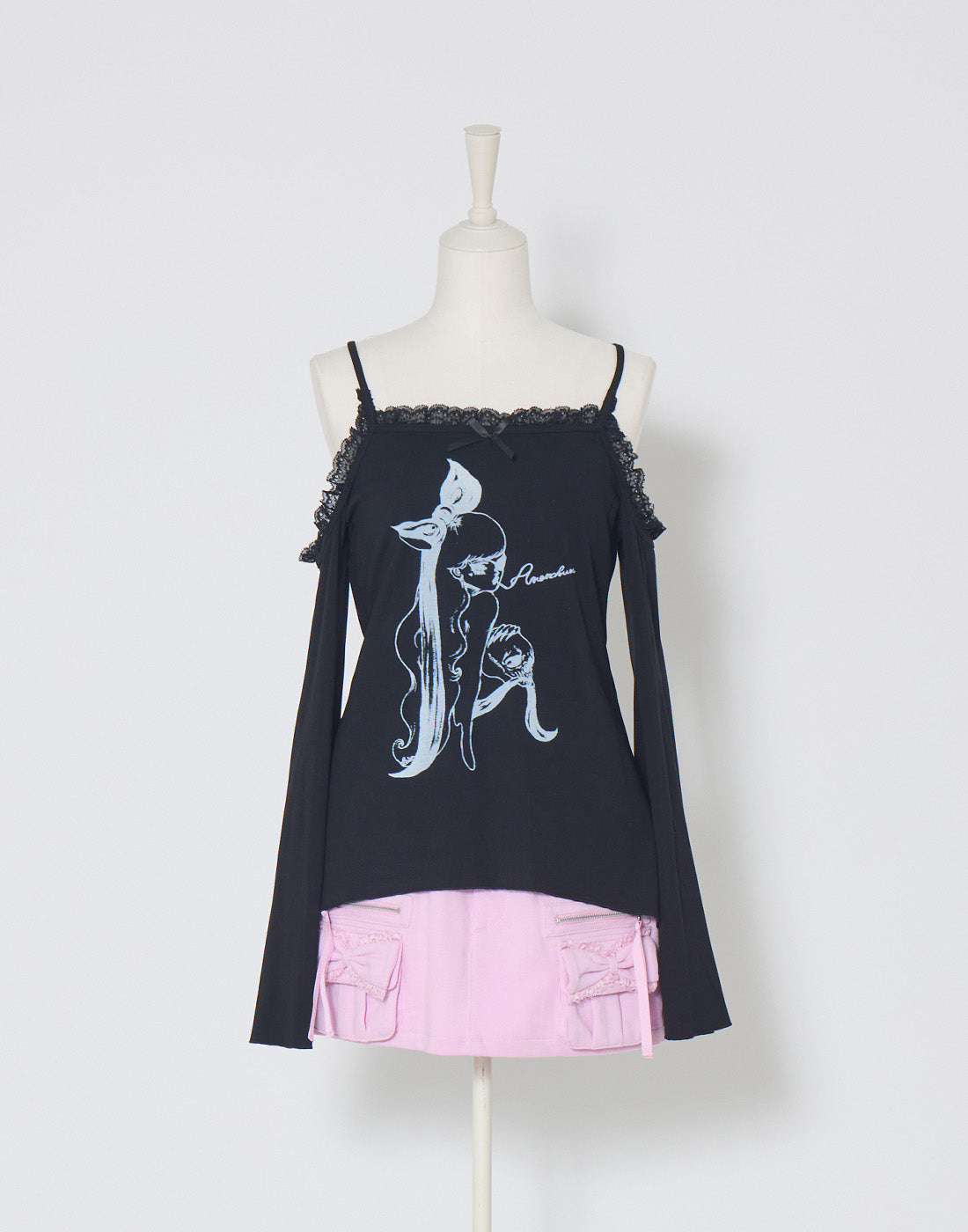 AVENCHUMU ERICO collaboration illustration flare sleeve top