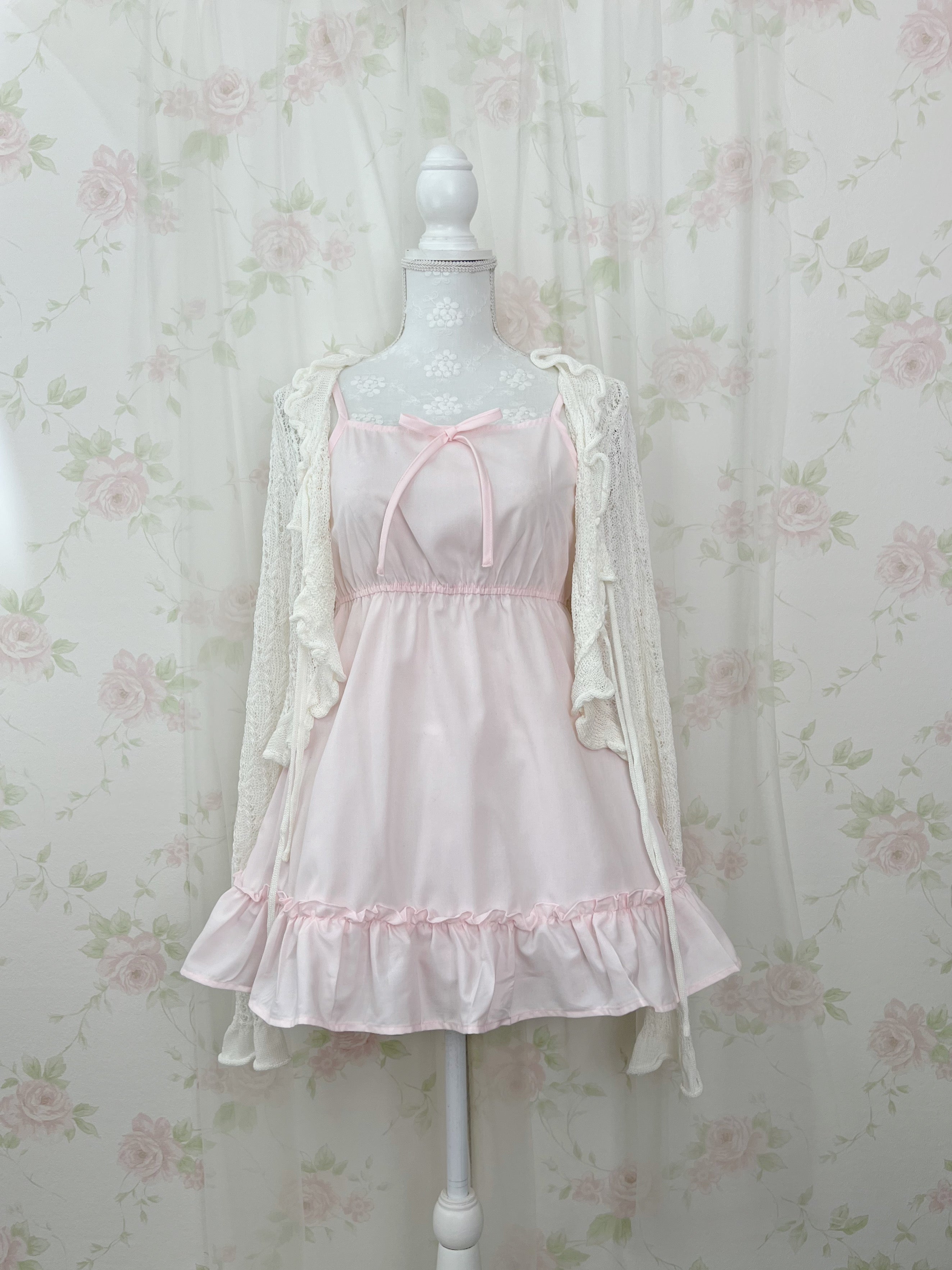 Frilled Hem Camisole Top (Pink)