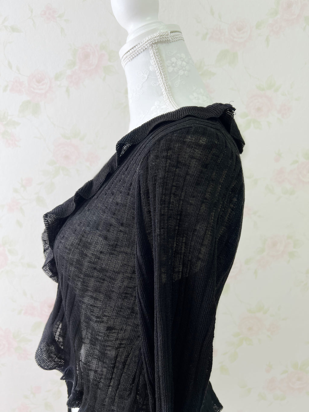 Shoujo Frilled Hem Cardigan (Black)