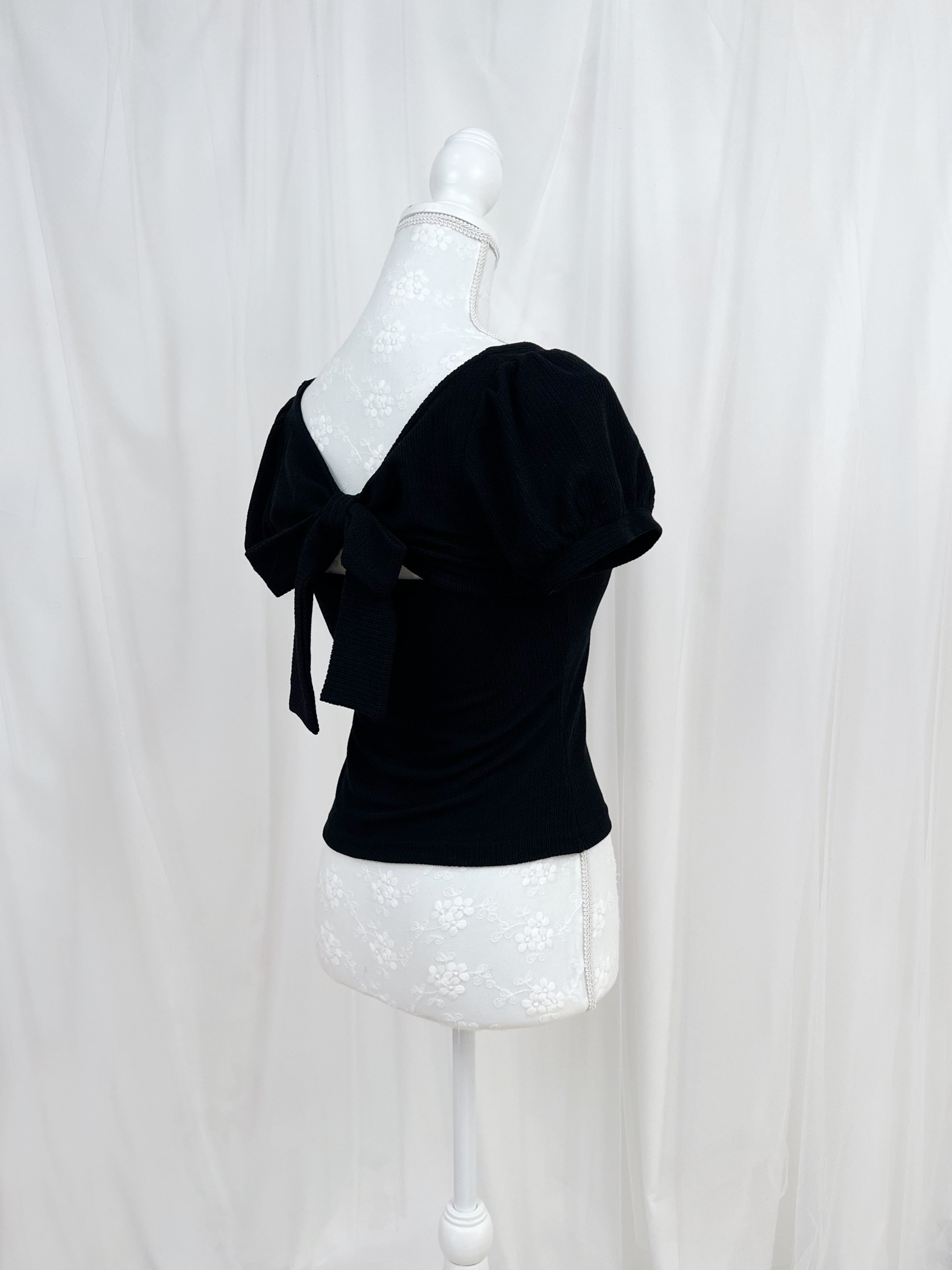 Back Bow Shoujo Top (Black)