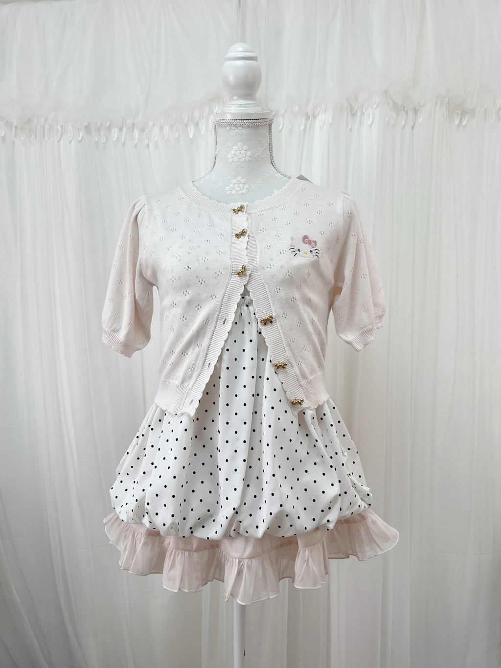 MAJESTIC LEGON Hello Kitty Cardigan (White)