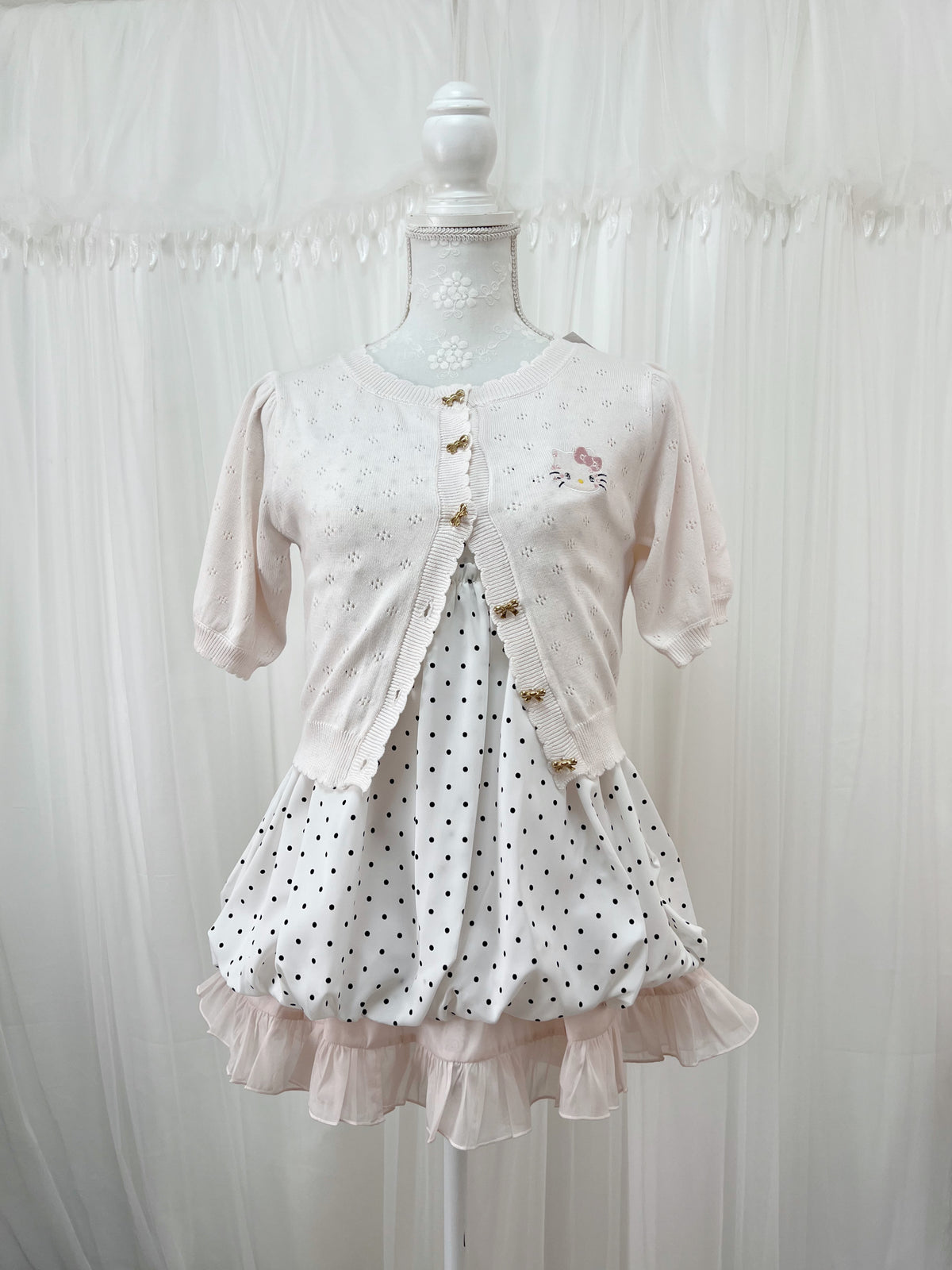MAJESTIC LEGON Hello Kitty Cardigan (White)
