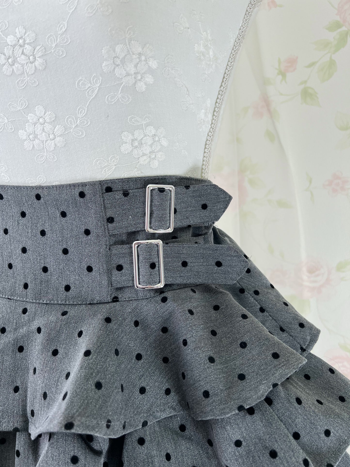 GRL Polka Dot Tiered Skirt (Dark Gray)