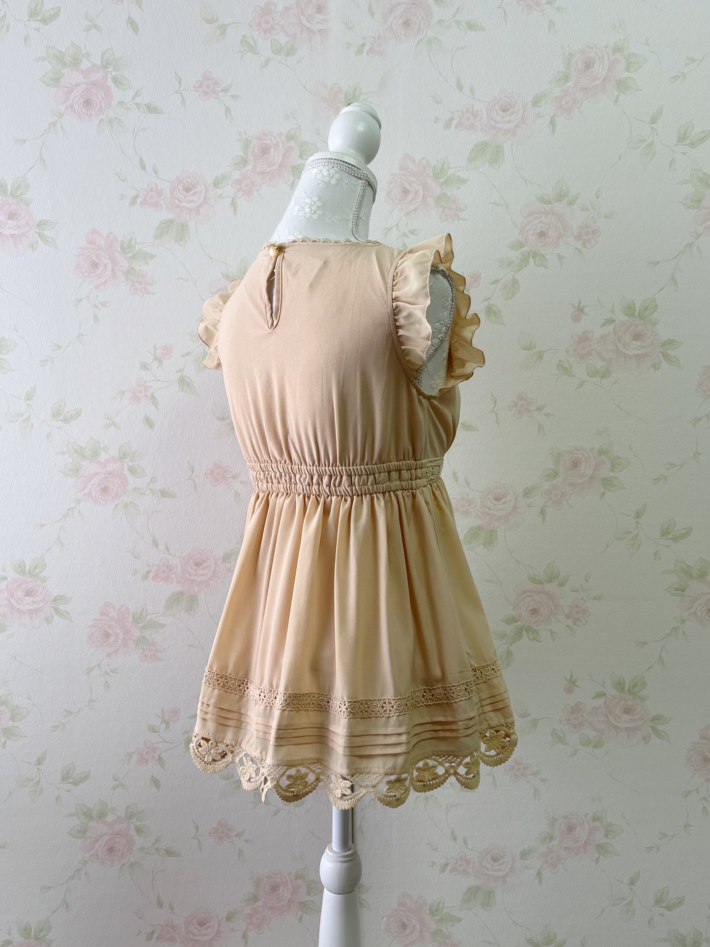 LIZ LISA Penderie Ruffled Sleeve Tunic Top