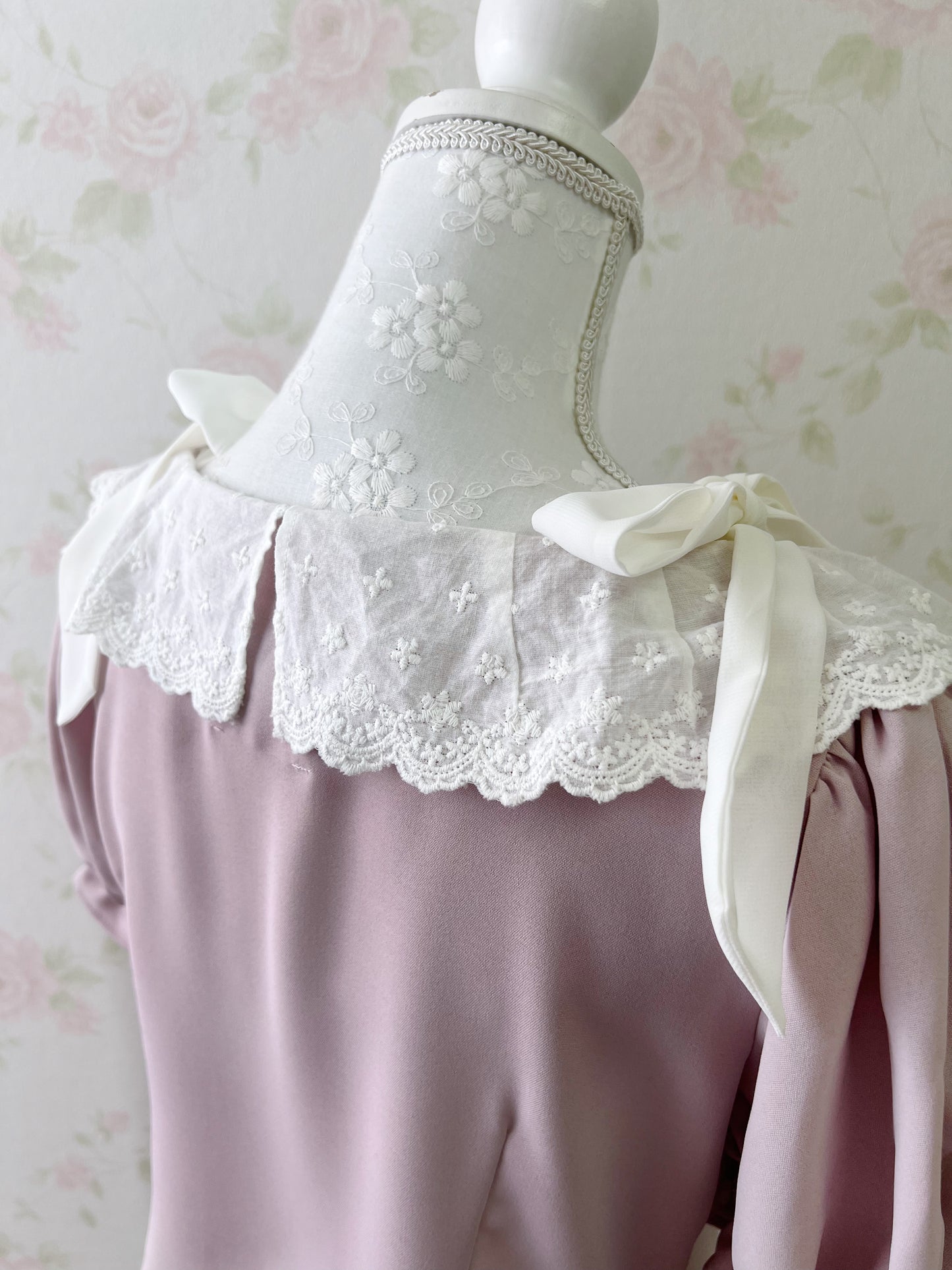 (21% OFF) mille fille closet by LODISPOTTO Shoulder Bow Blouse