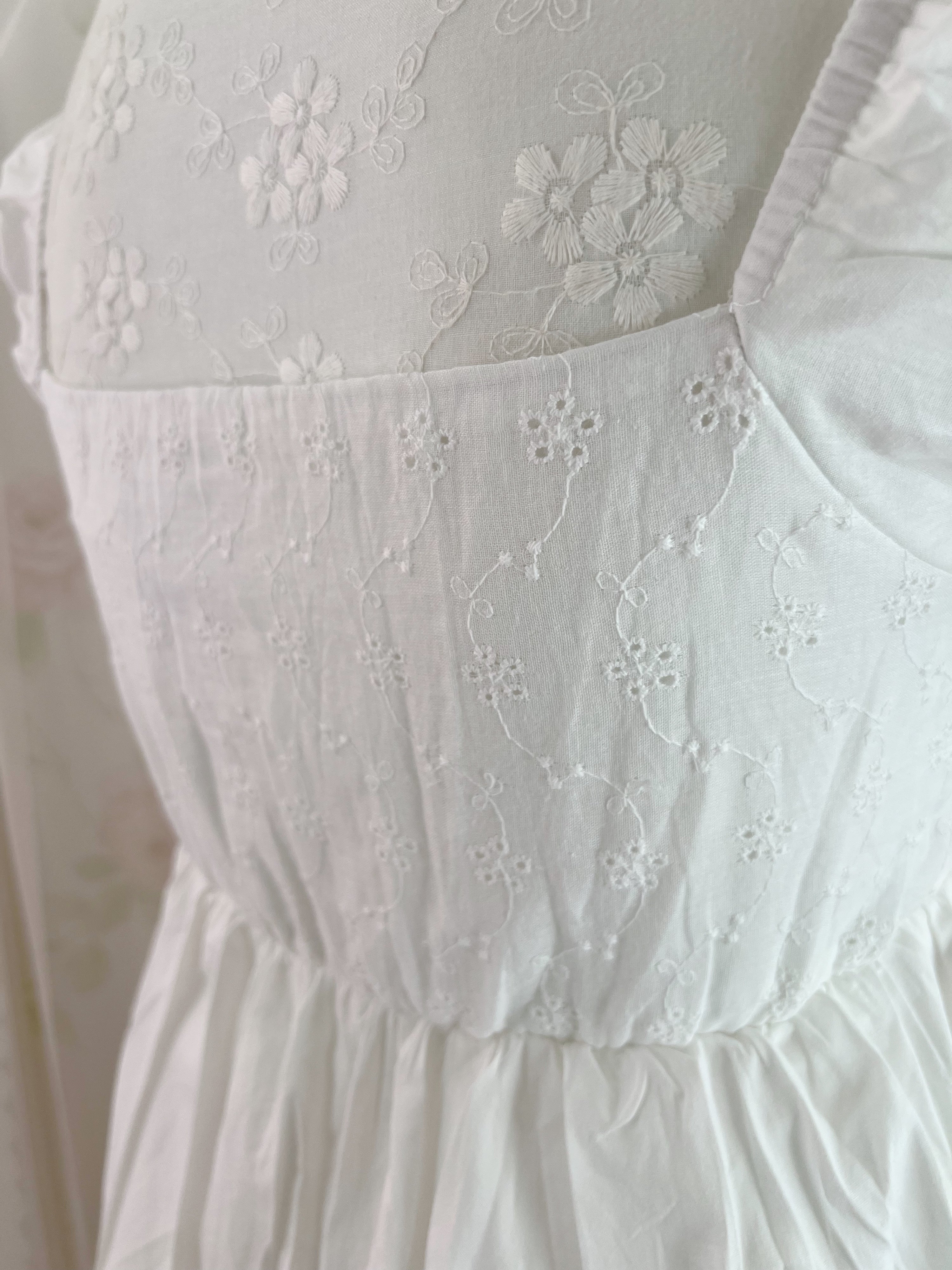 1998beforethedawn Esme white dress