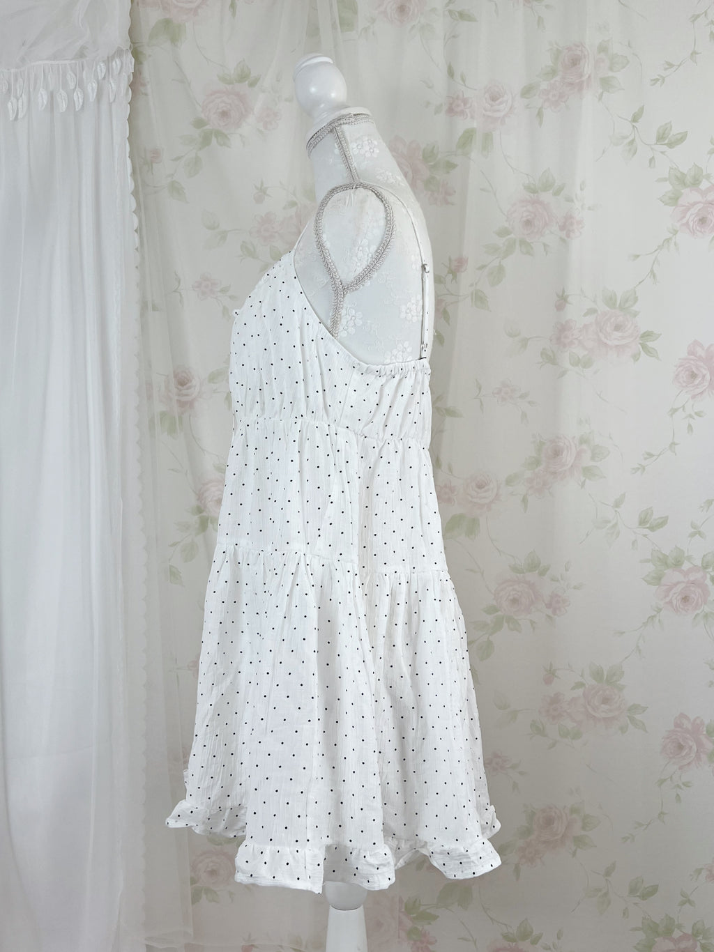 Polka dot Shoujo camisole dress (White)