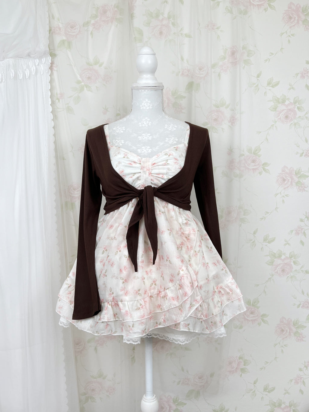 (Pre-order) Evori Glow Floral Camisole