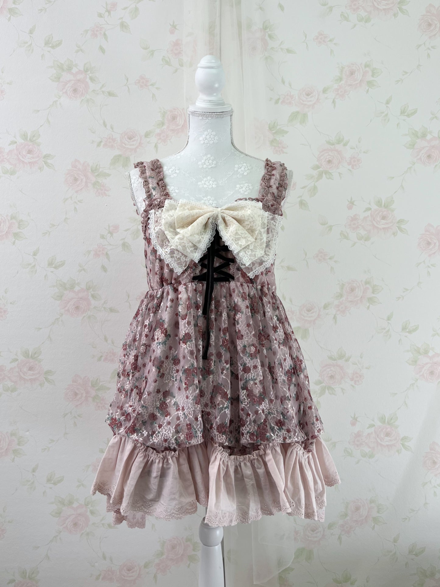 axes femme Floral Laced Up Tunic Top