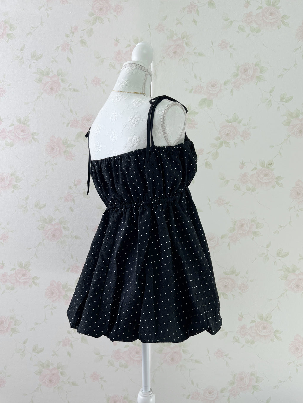 Polka Dot Balloon Tunic Top  (Black)