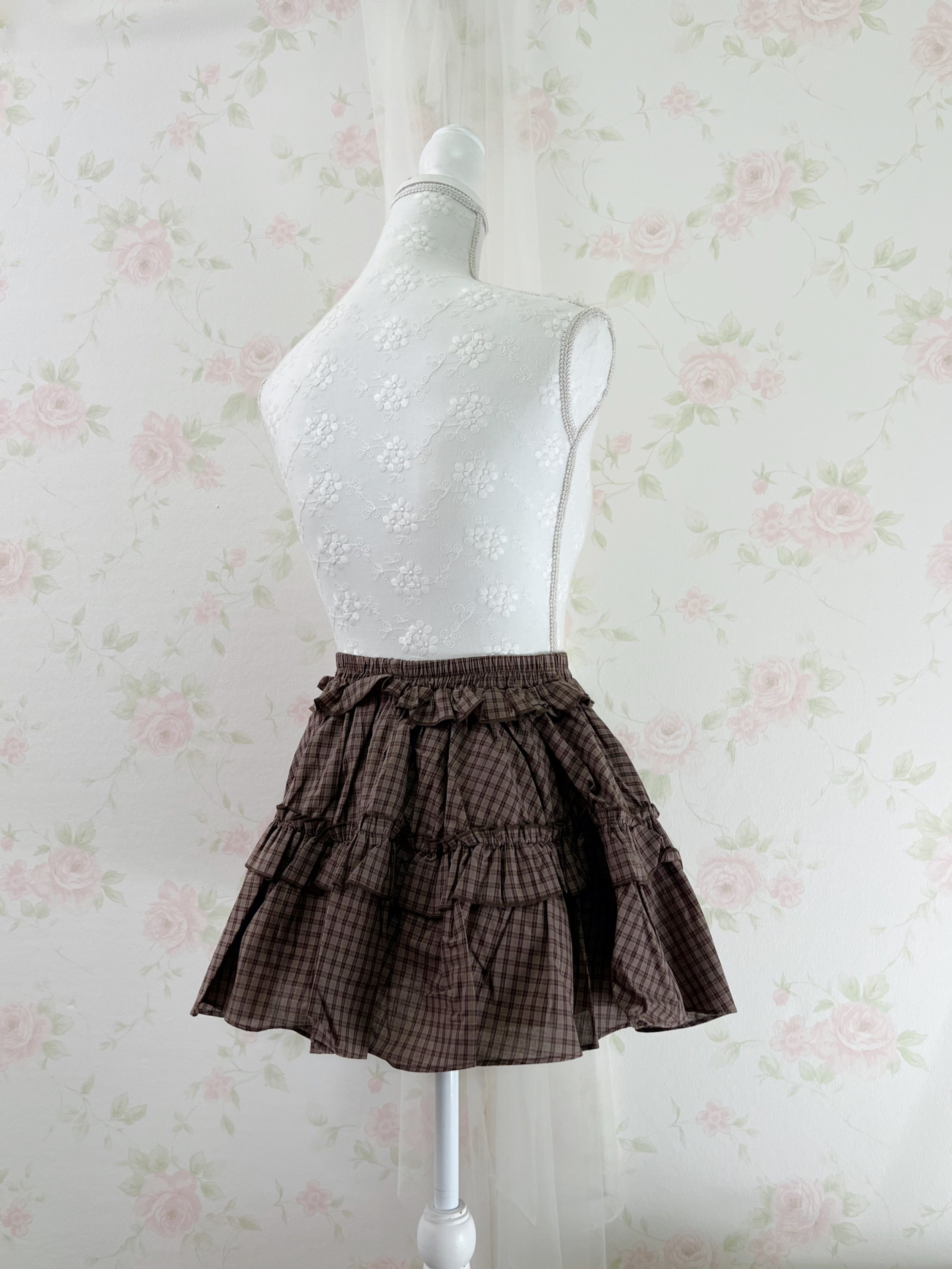 Ruffled Hem Shoujo Checked Tiered Skirt (Chocolate)