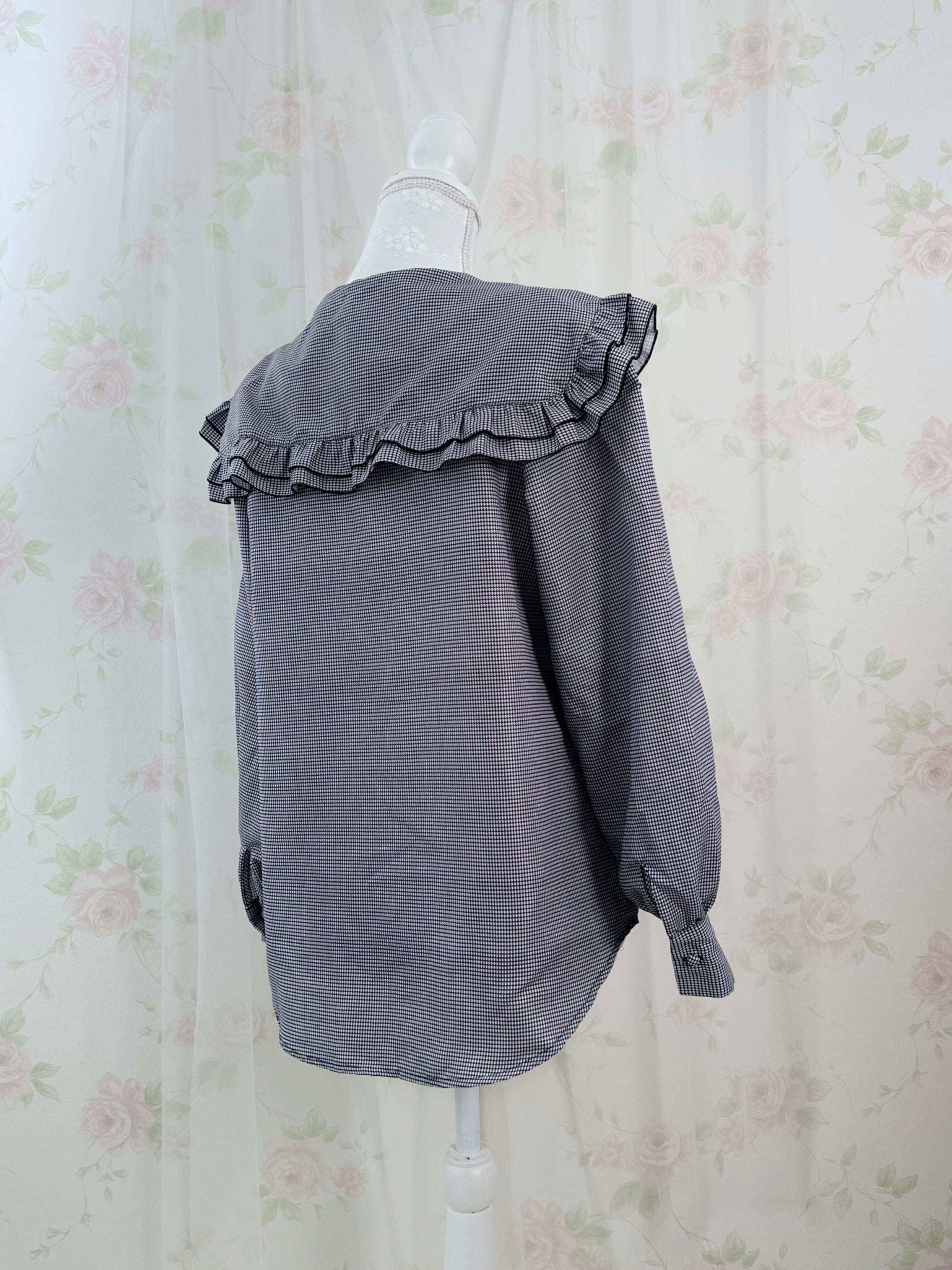 Dolly Ruffled Collar Checked Blouse (Black)