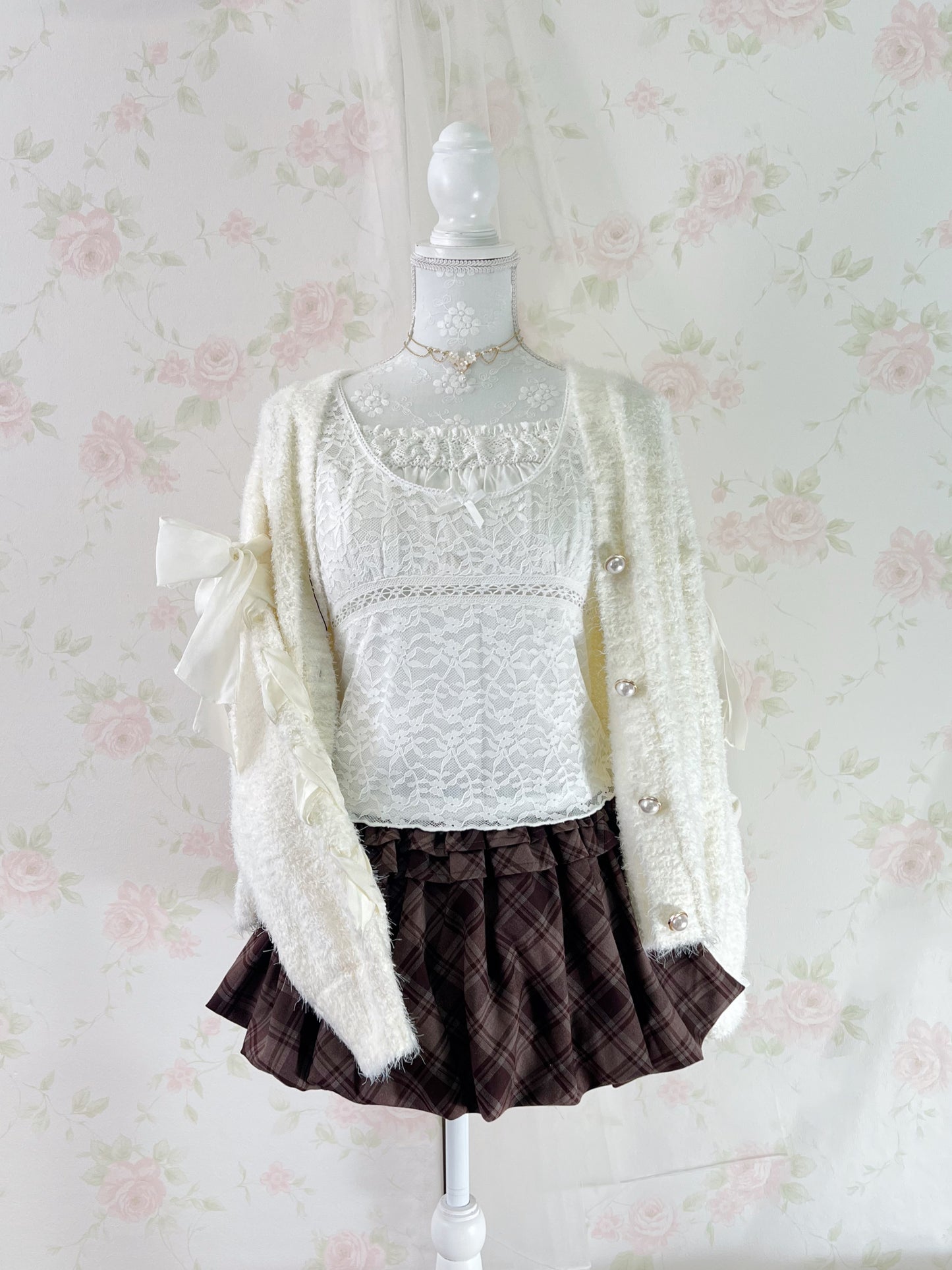 GRL Balloon Gathered Checked Skirt (Brown)