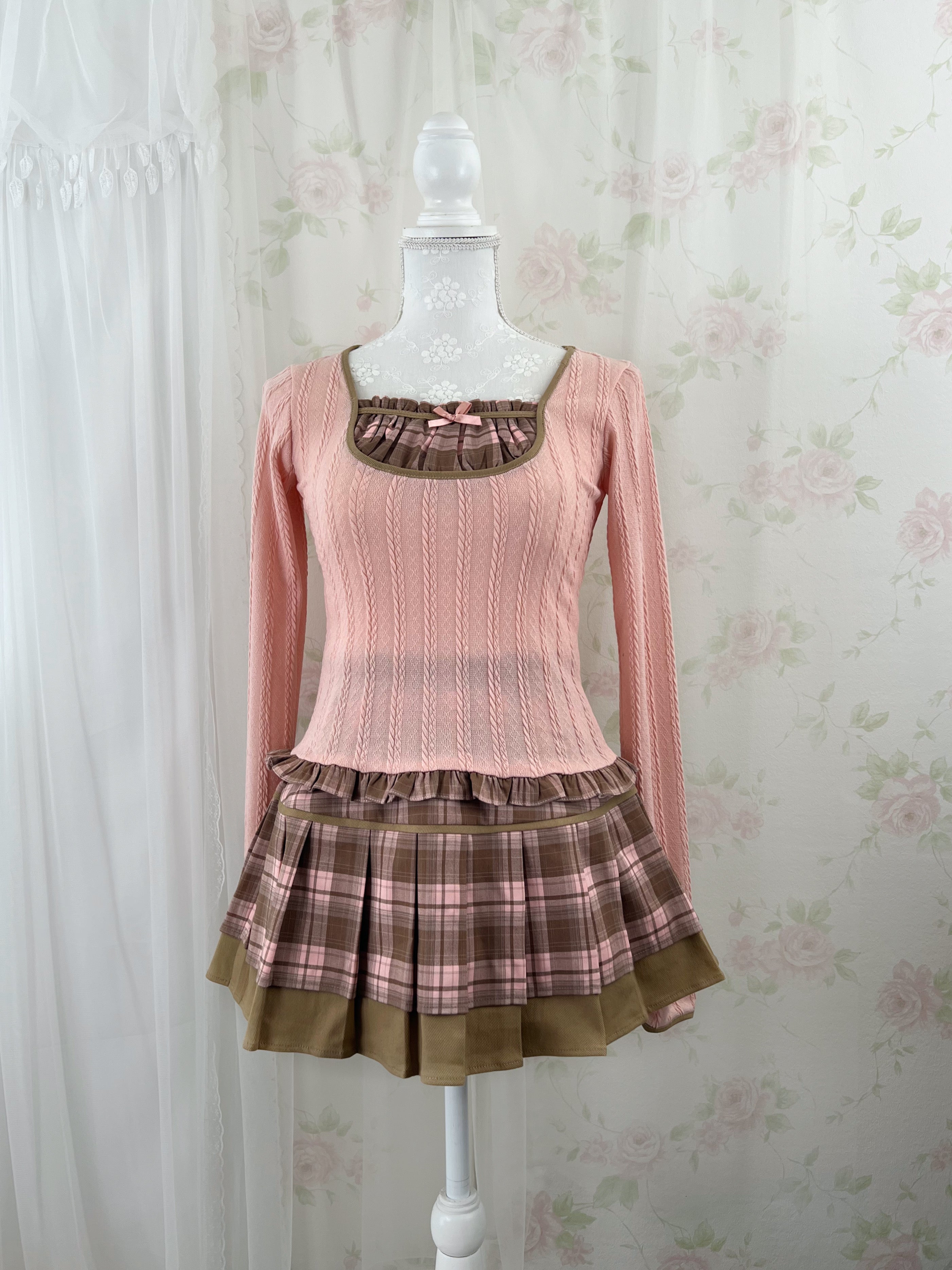 (Pre-order) Evori Glow Berry Skirt