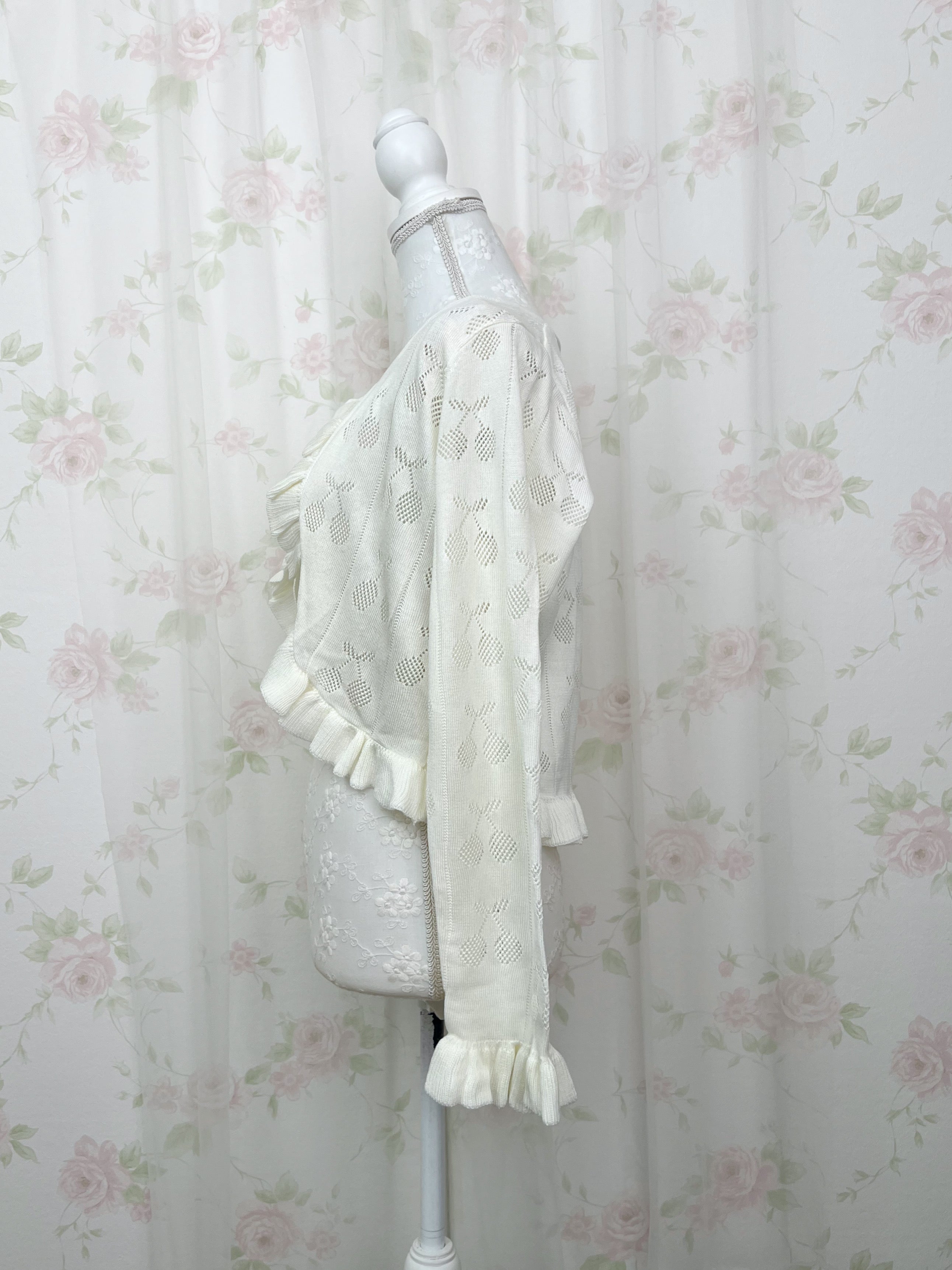 Cherry Ruffled Cardigan (Ivory)