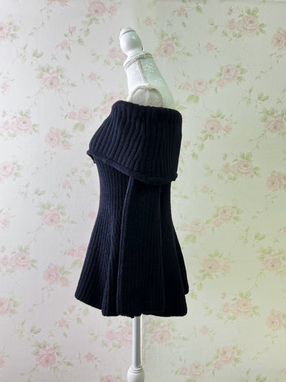 GRL Off Shoulder Wide Sleeved Knit Top (Black)