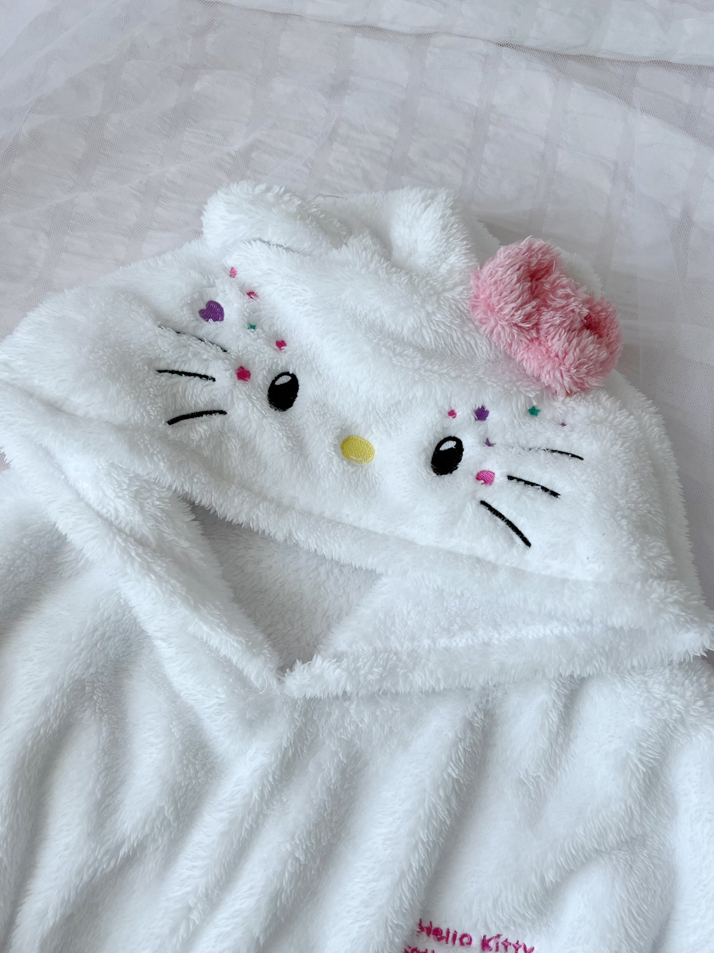 (21% OFF) Sanrio Hello Kitty Fluffy Face Hoodie