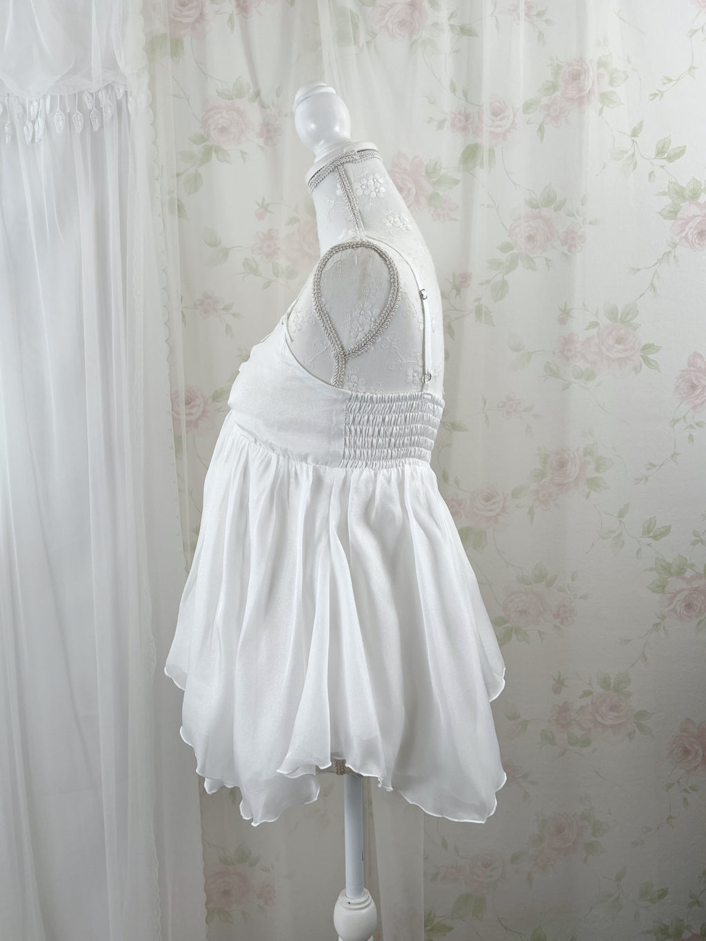 (Pre-order) Evori Glow White Lotus Camisole
