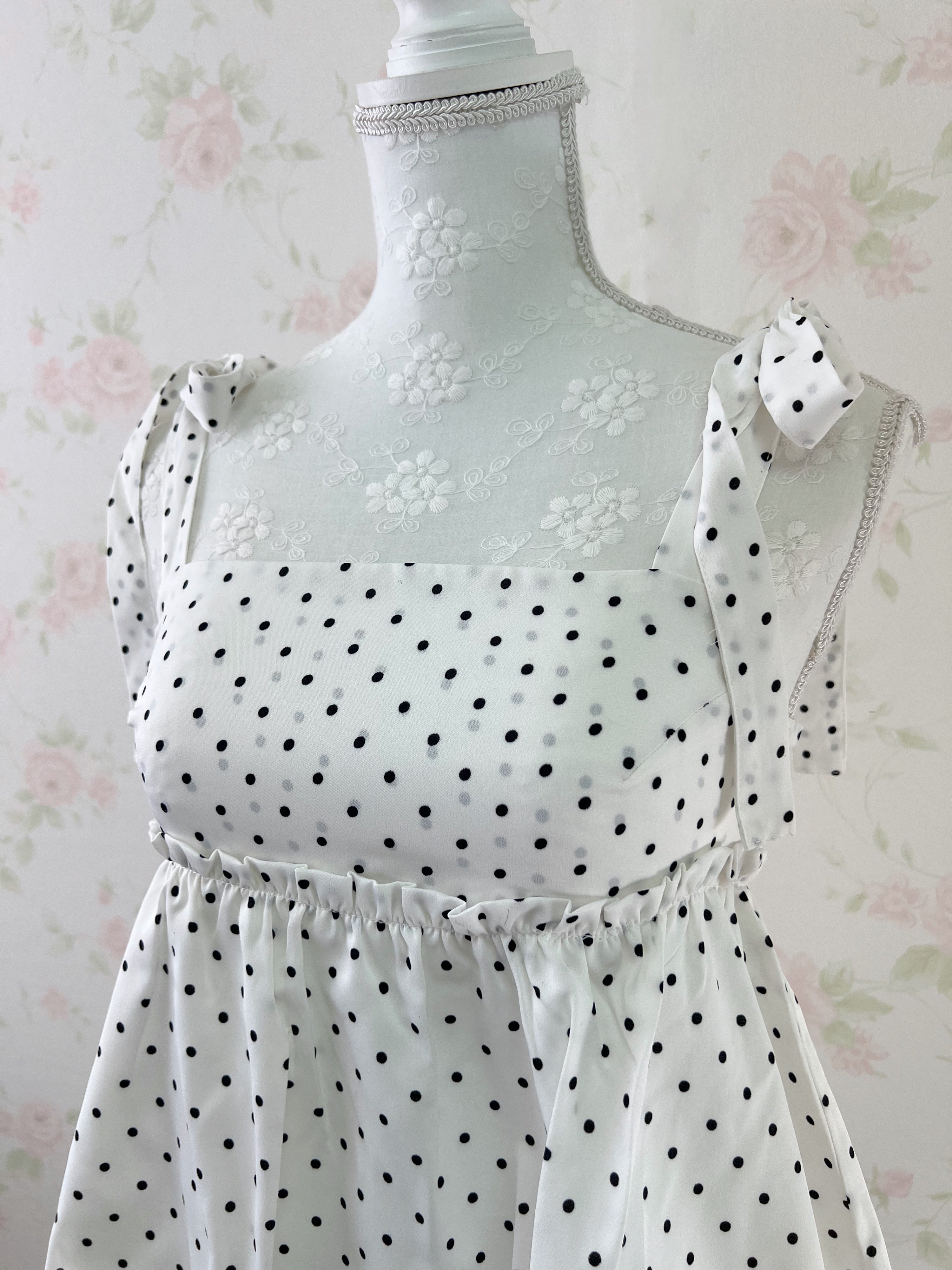 Polka Dot Balloon Camisole Top (White)