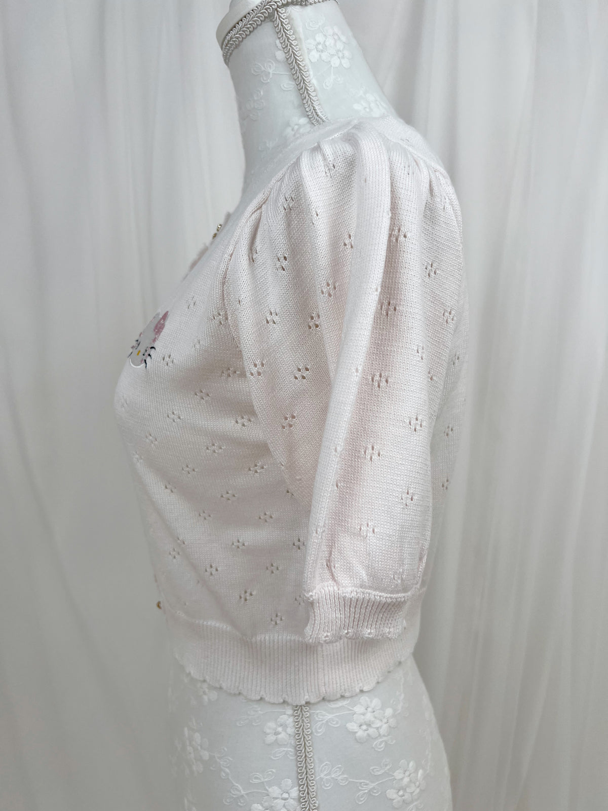 MAJESTIC LEGON Hello Kitty Cardigan (White)