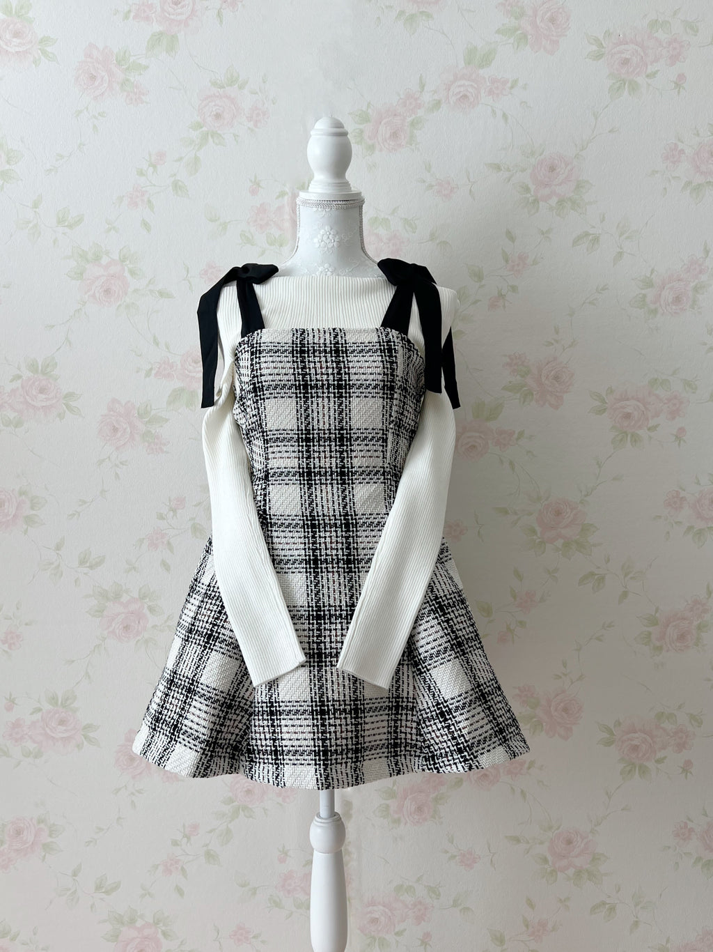Shoulder Bow Checked A-Line Dress (White)
