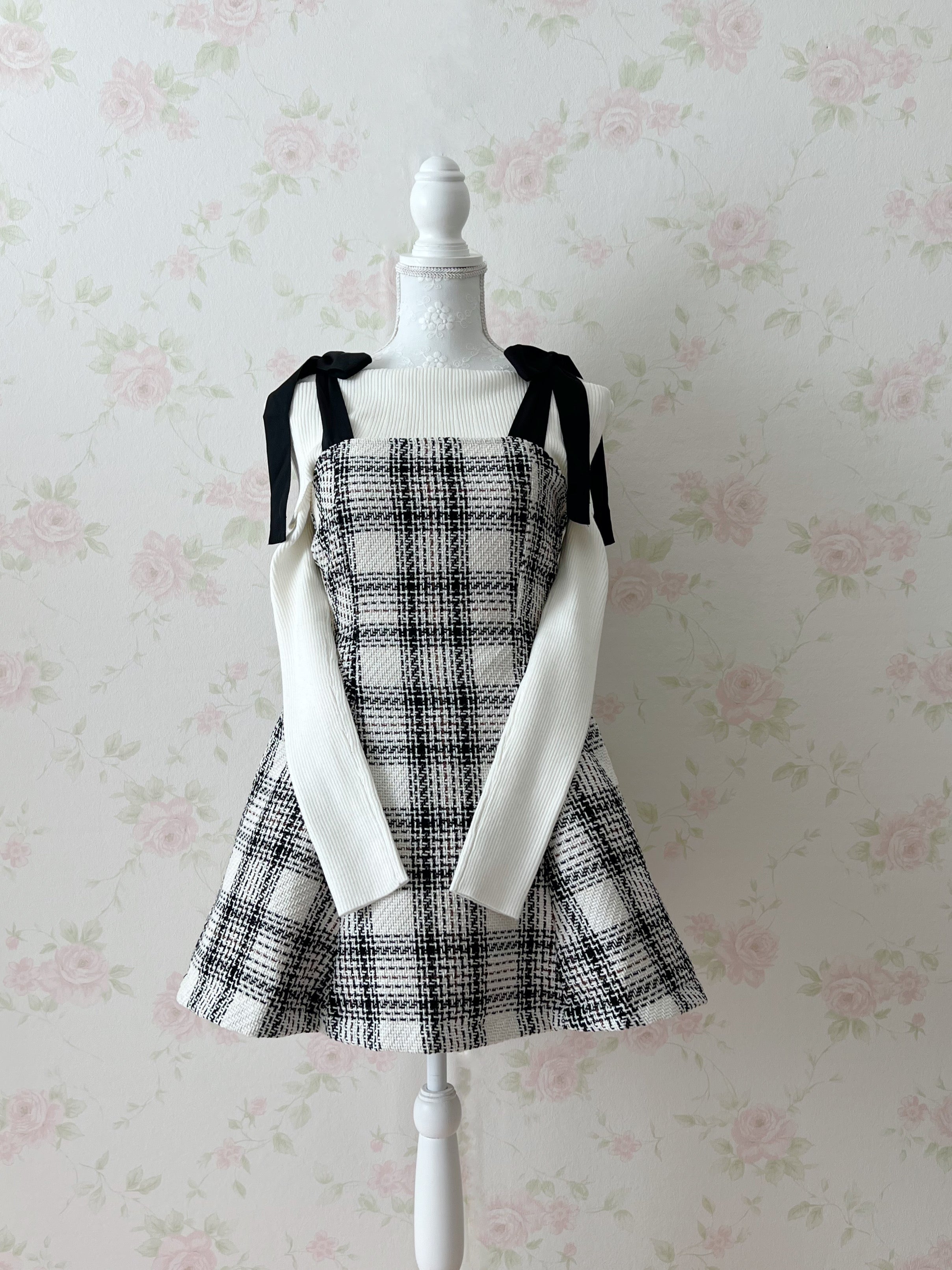 Shoulder Bow Checked A-Line Dress (White)