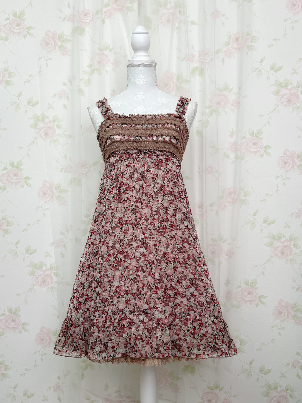 L'EST ROSE Floral Lace Front Shirring Strap Dress