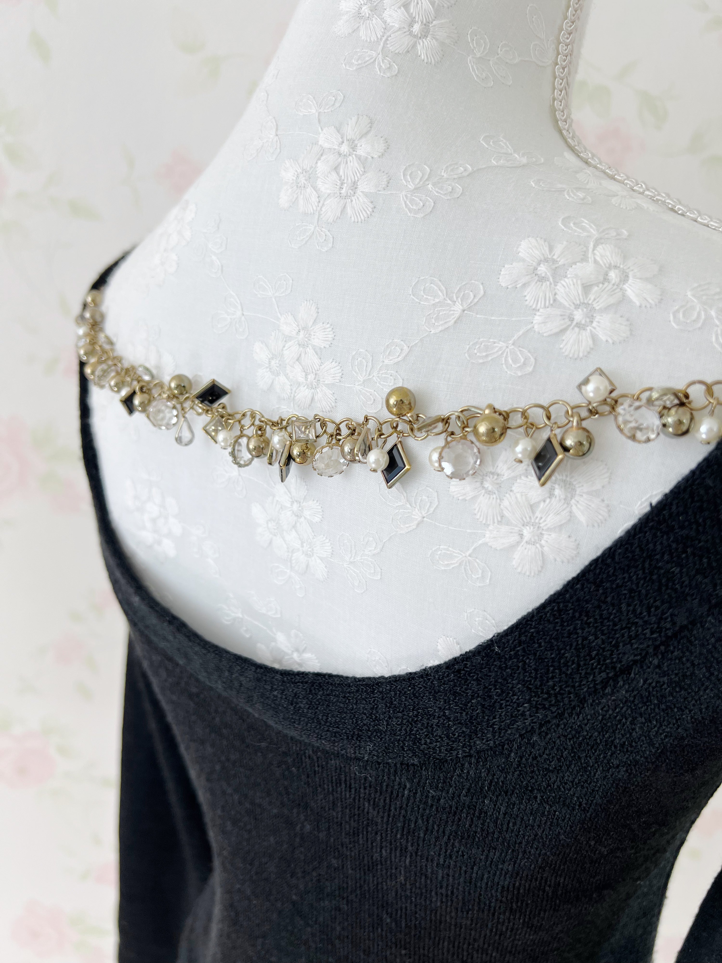 d.i.a Back Chain V Neck Top