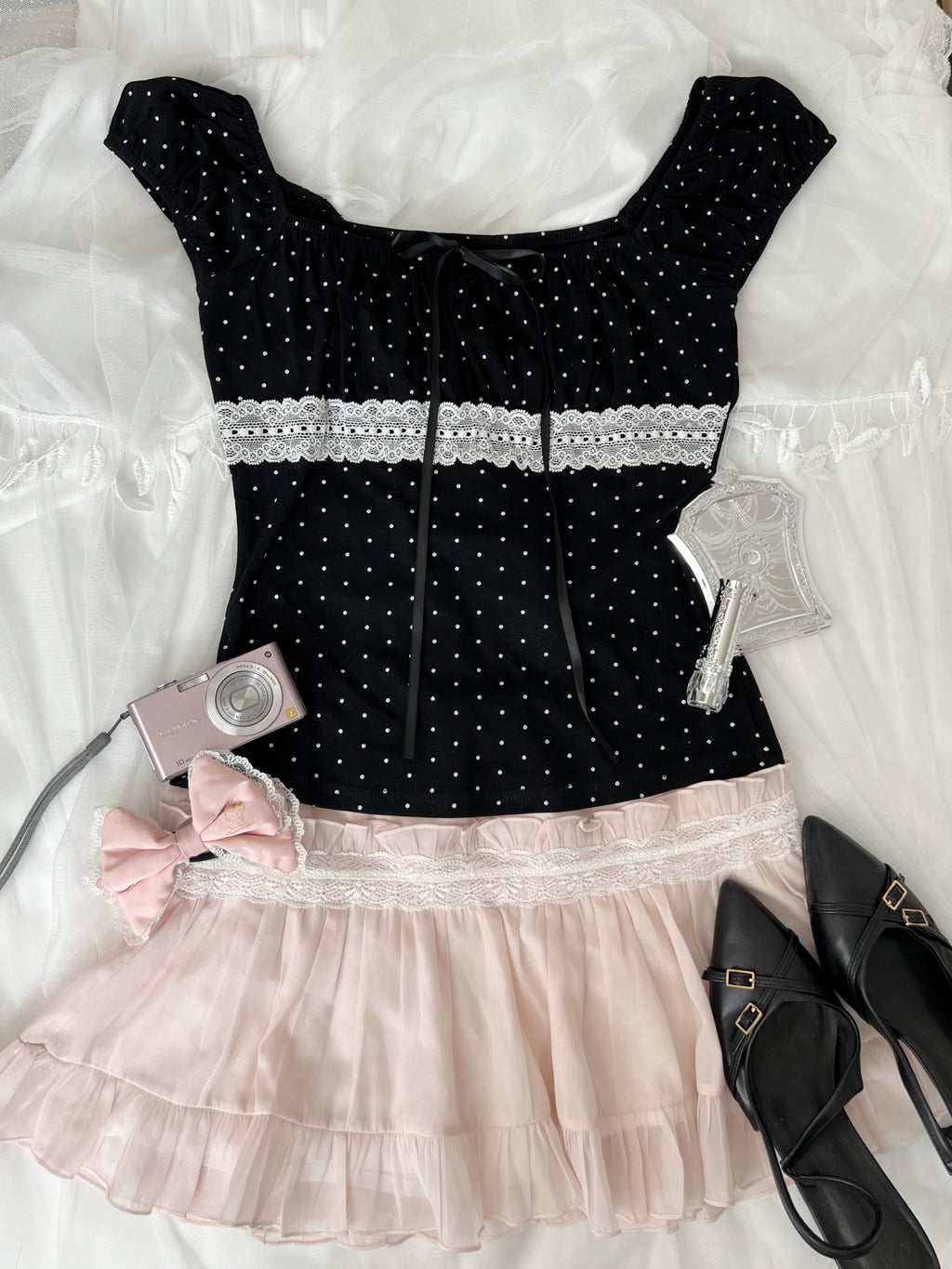 Polka dot Shoujo Gather Front T-shirt (Black)