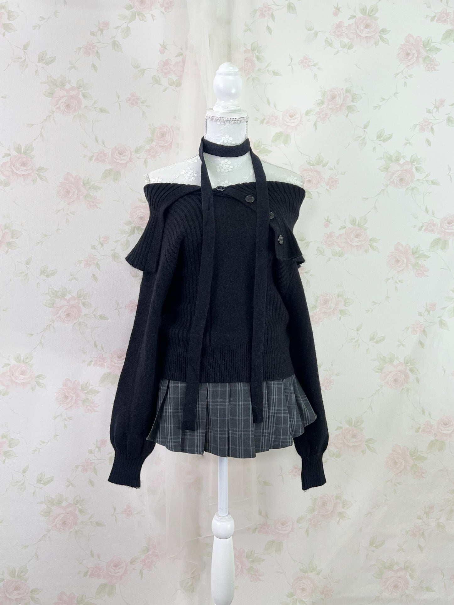 Off Shoulder With Scarf Knit Top (Black)