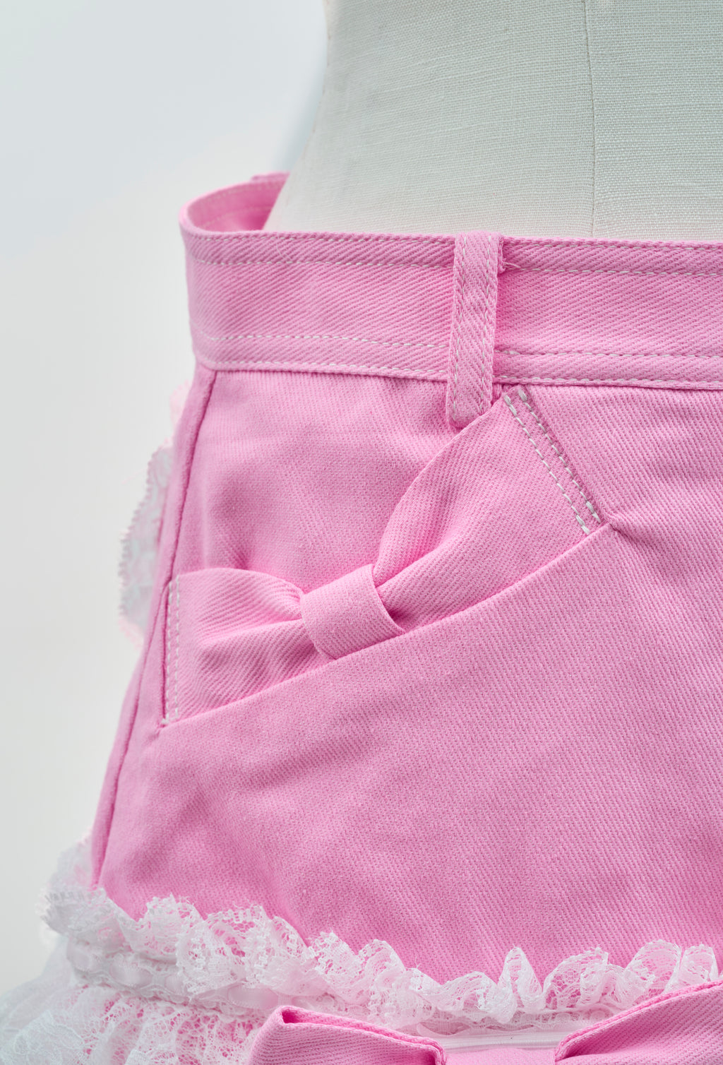 AVENCHUMU Lace frill ribbon denim skirt